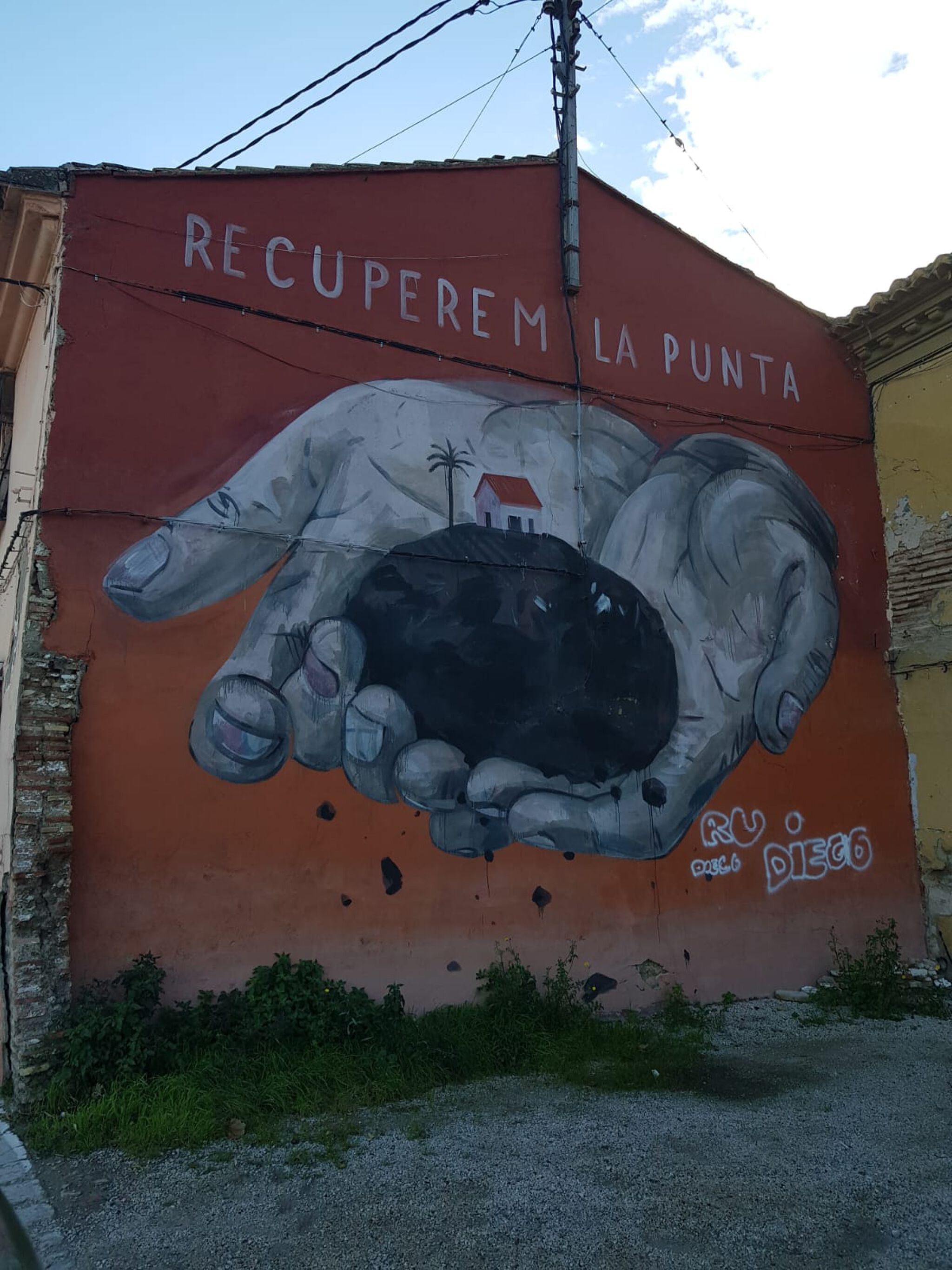 Escif&mdash;SenseMurs - Recuperem La Punta