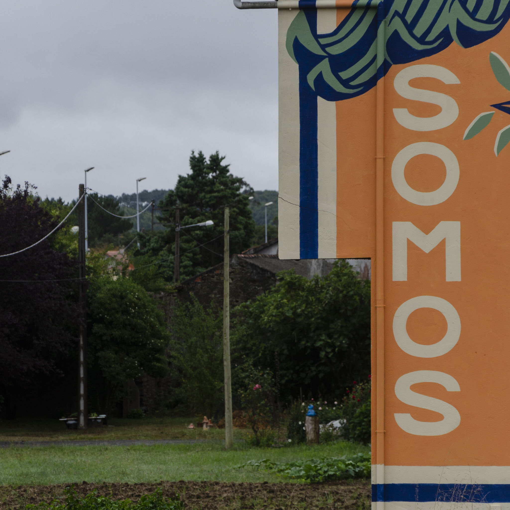 Reskate Studio&mdash;"SOMOS SEMENTE", New wall by RESKATE for DESORDES CREATIVAS 2020, in Ordes (Galicia-Spain)