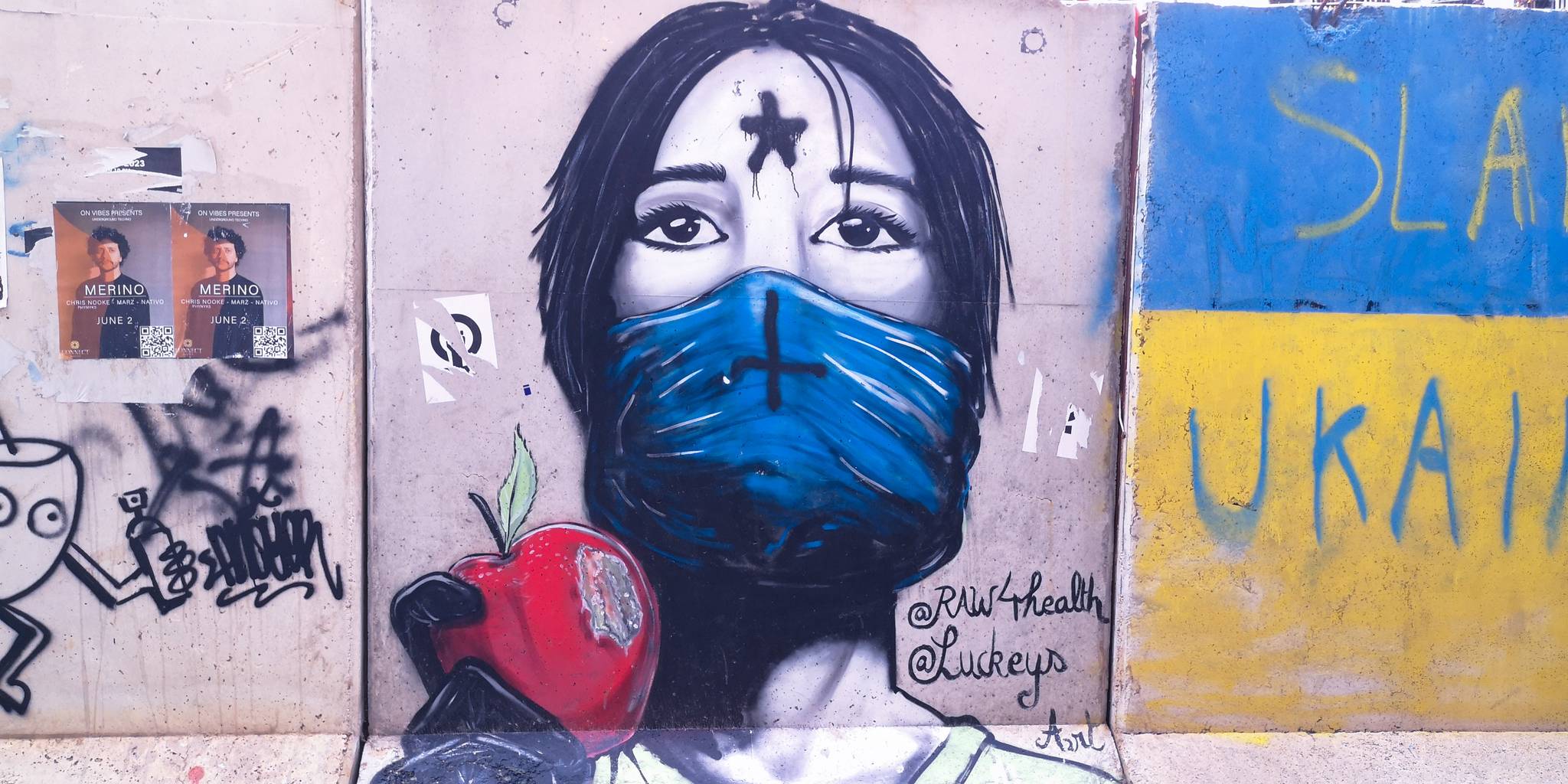 Luckeys Arts&mdash;Raw 4 Health