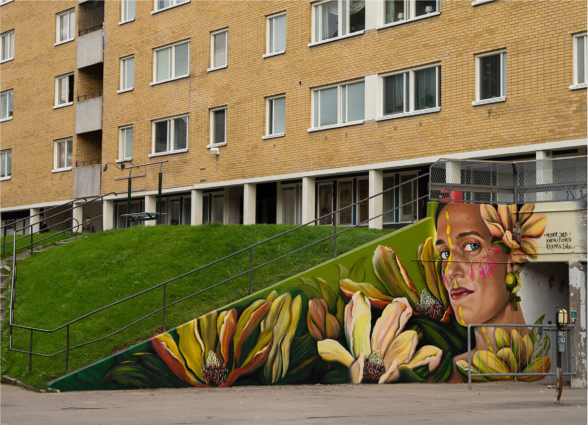 Korallpionen & Rickman&mdash;Mother Earth