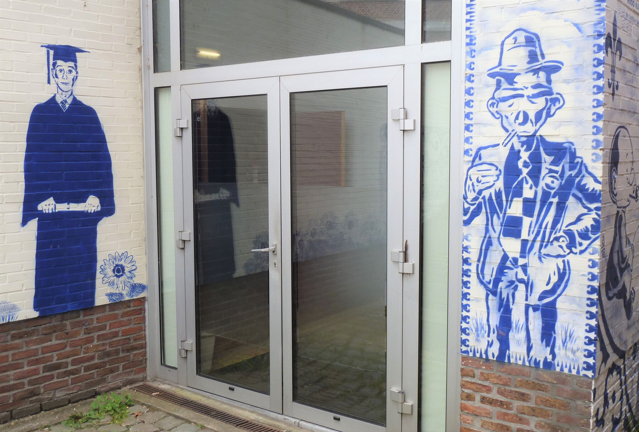 Hugo Kaagman&mdash;Belgium in Delft blue