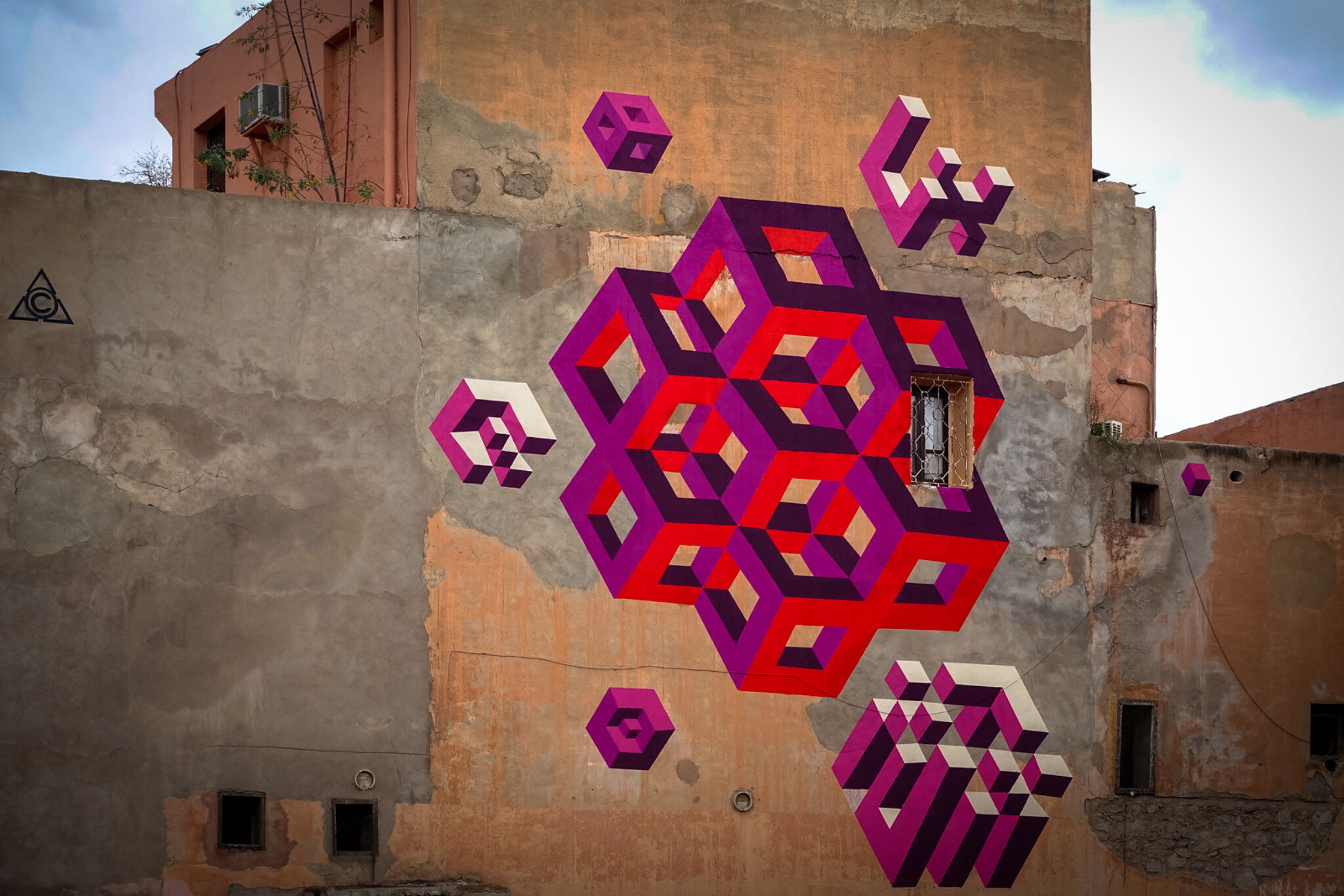 lx.one&mdash;mural for  mb6streetart-festival