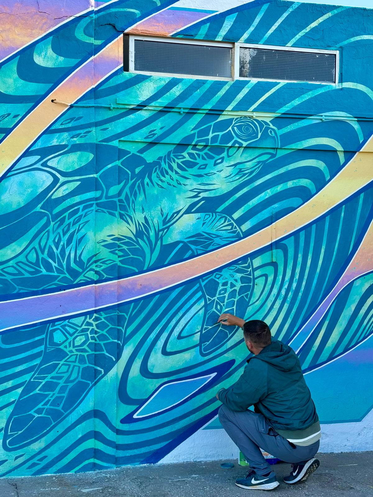 Lex-zooz&mdash;Mural “Into the flow”