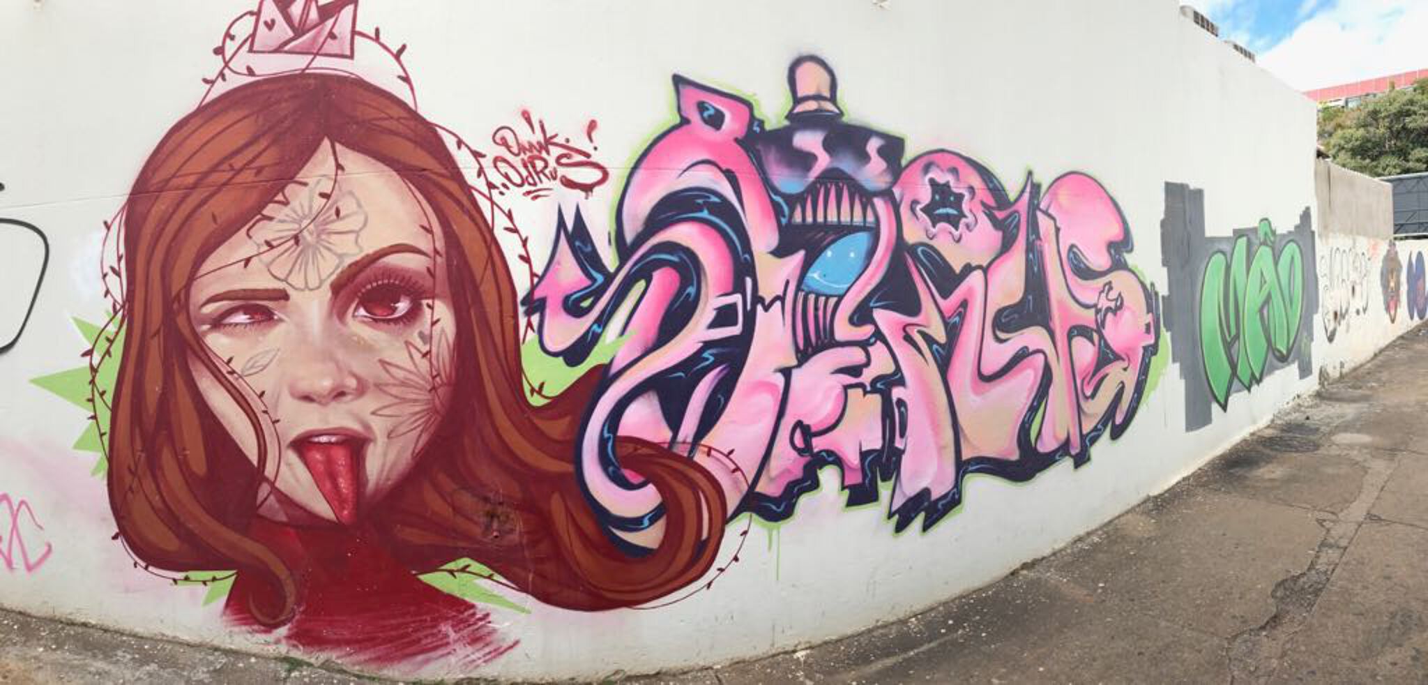 Omik, Pomb, Mao, Lezin, Odrus&mdash;Colored Alley