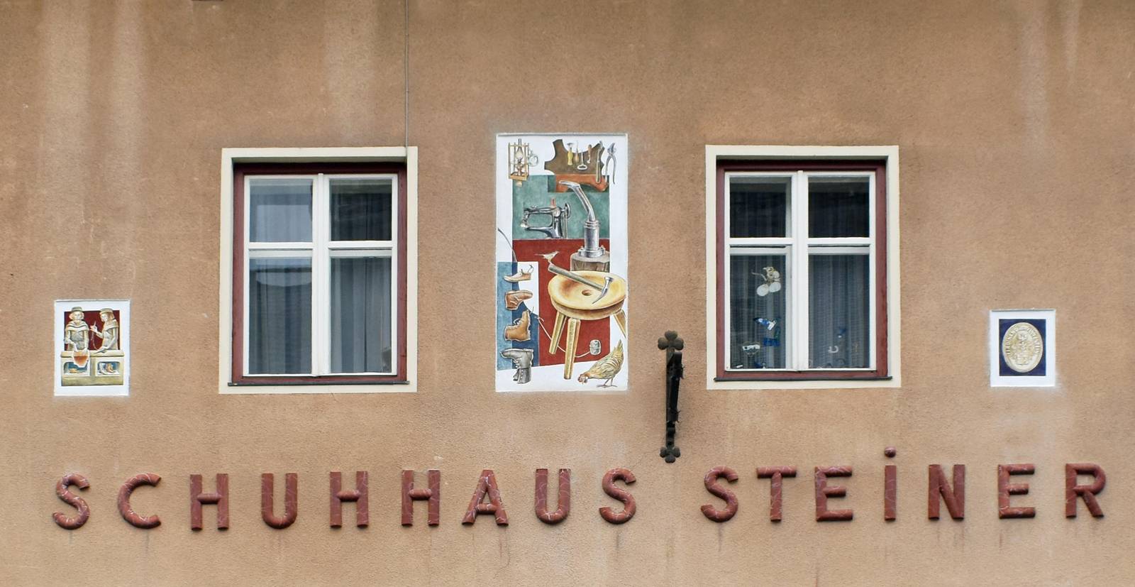 Maja Subic&mdash;Shoe house // EU kunstwaende