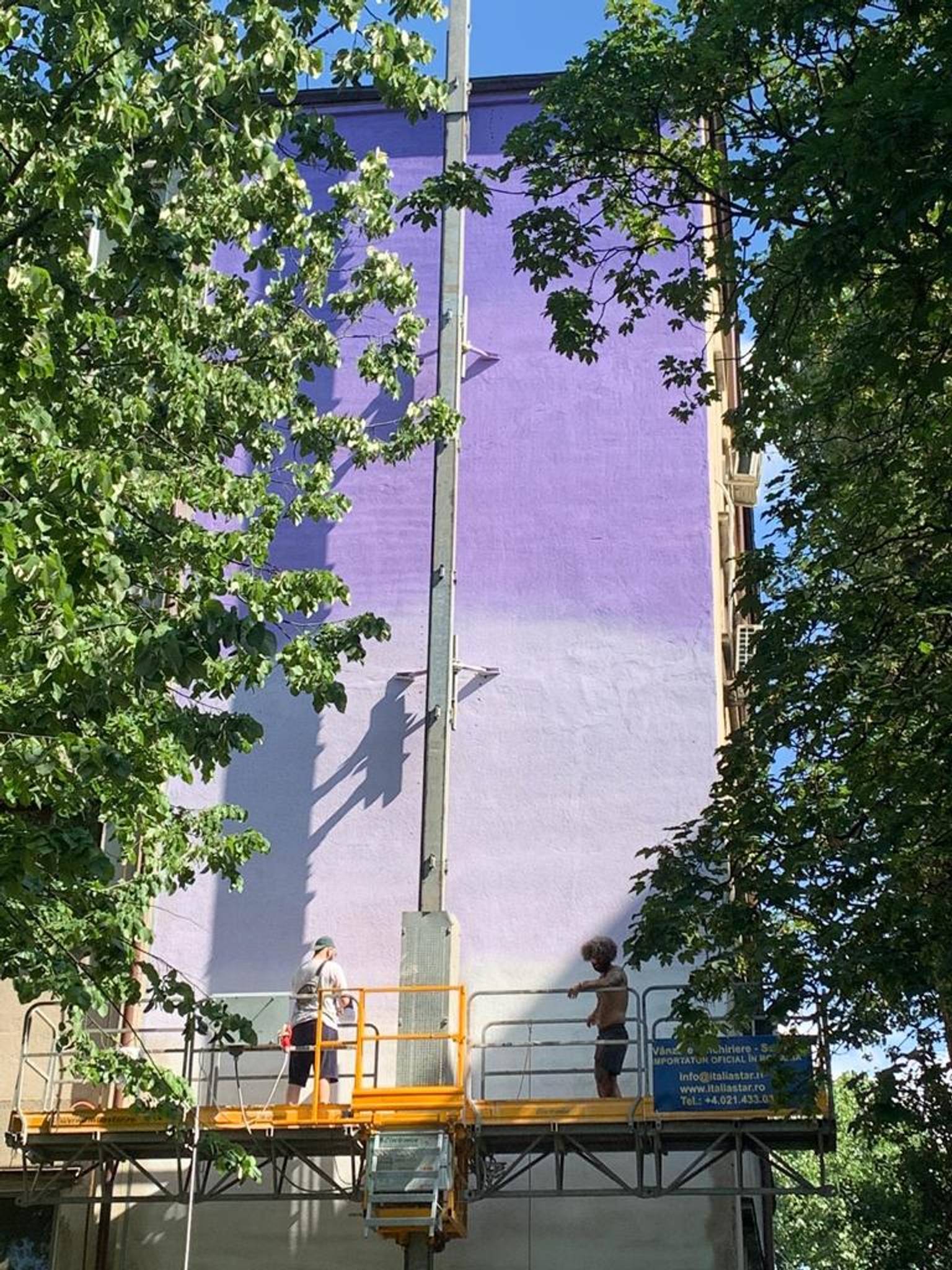 Sweet Damage Crew, OutlineStreetArt &mdash;Courage