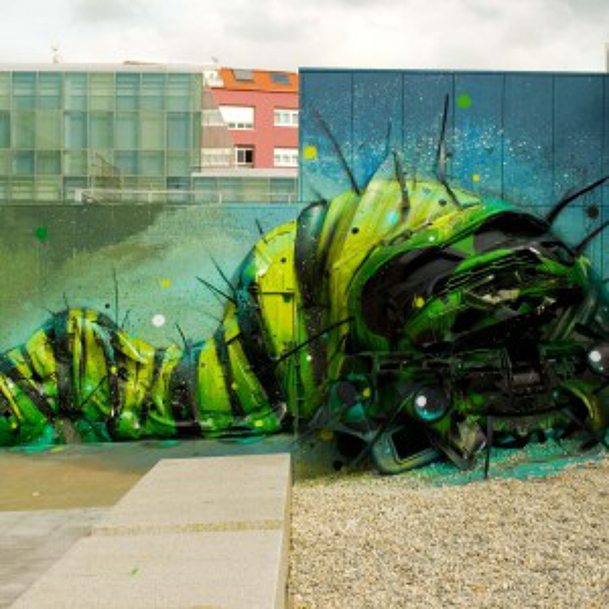 Bordalo ll&mdash;Trasherpillar