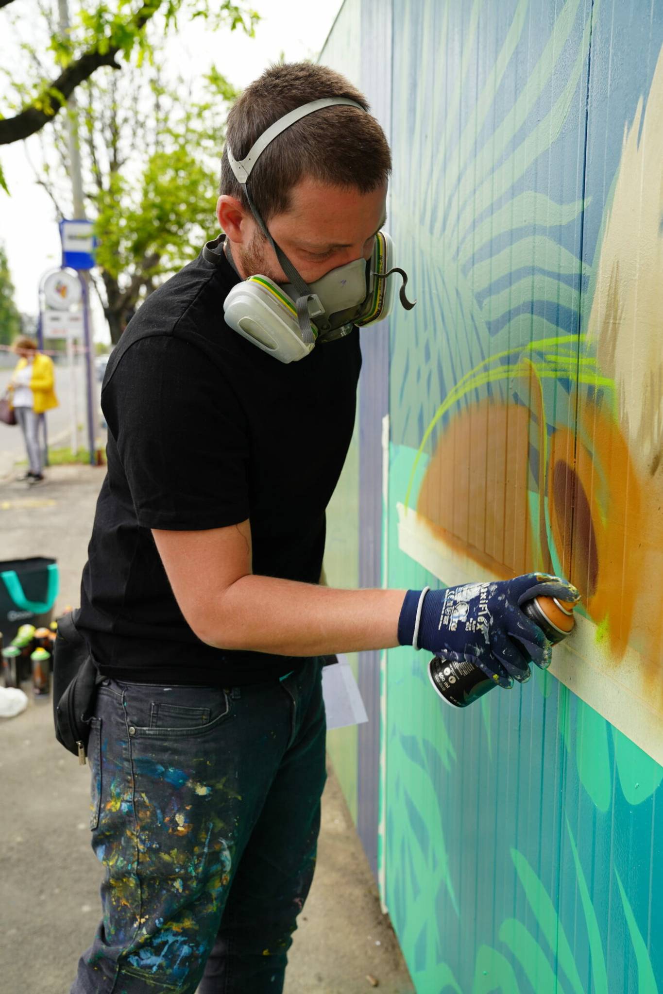 OutlineStreetArt &mdash;Berceni Wall