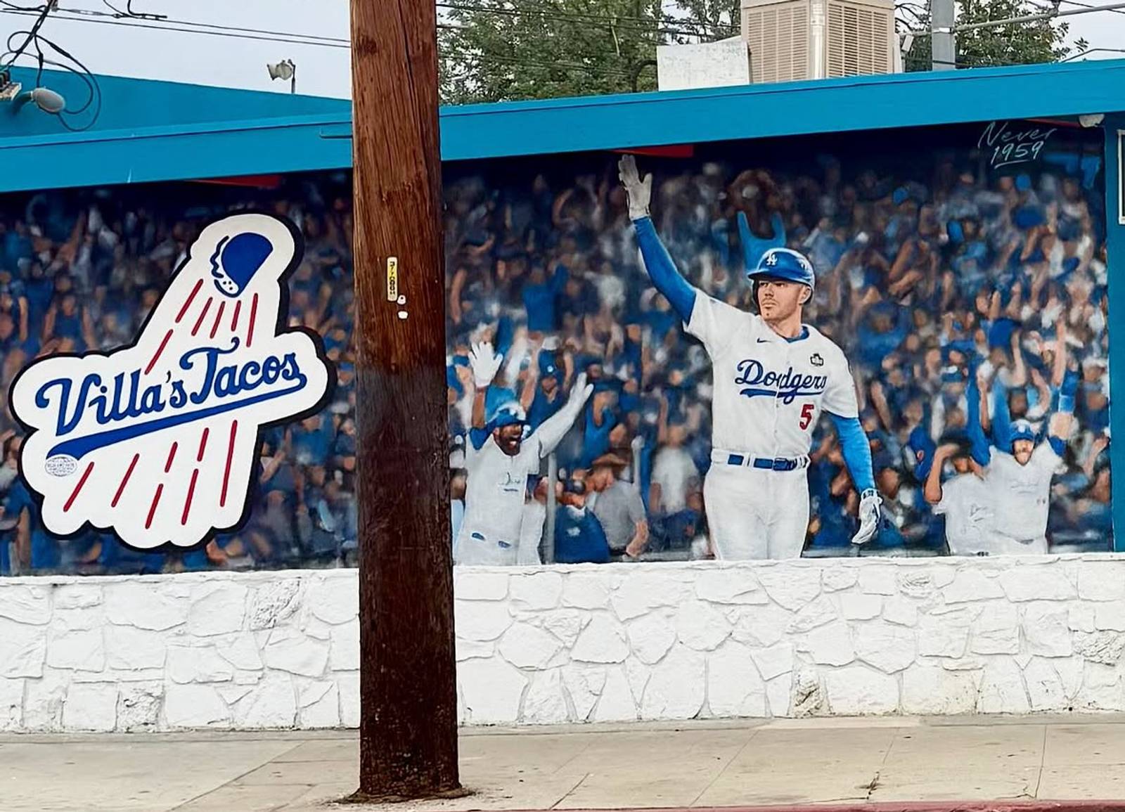 Jonas Never&mdash;Freddie Freeman
