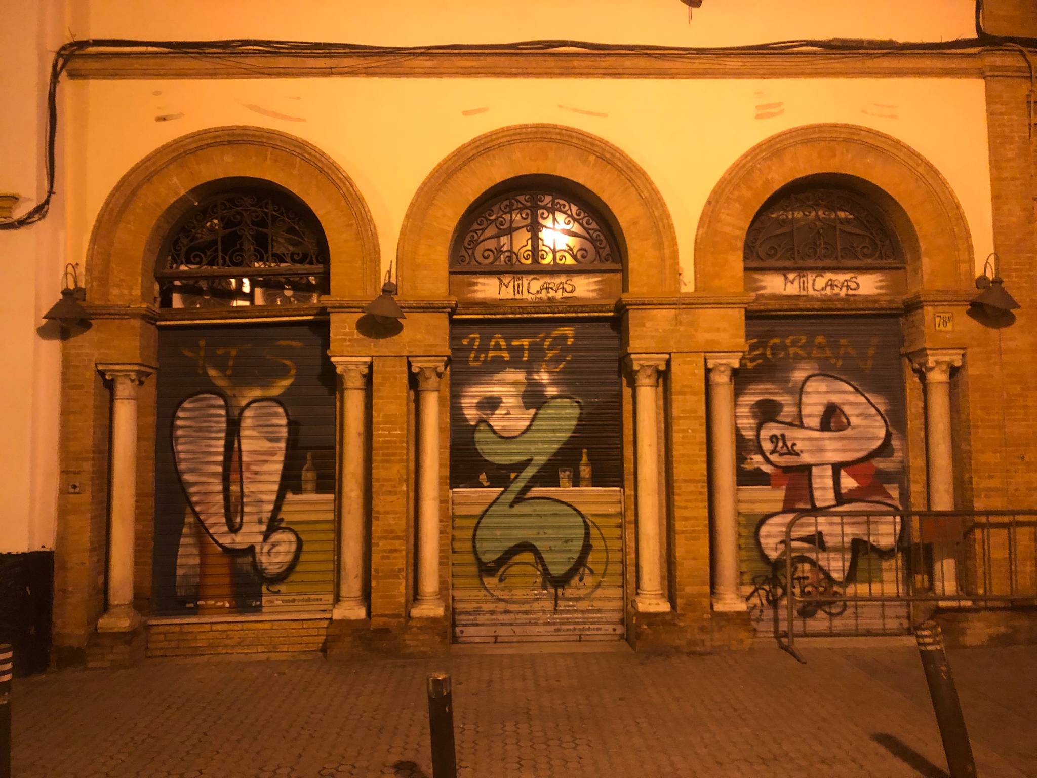 Alexandra del Bene&mdash;Bar Mil Caras
