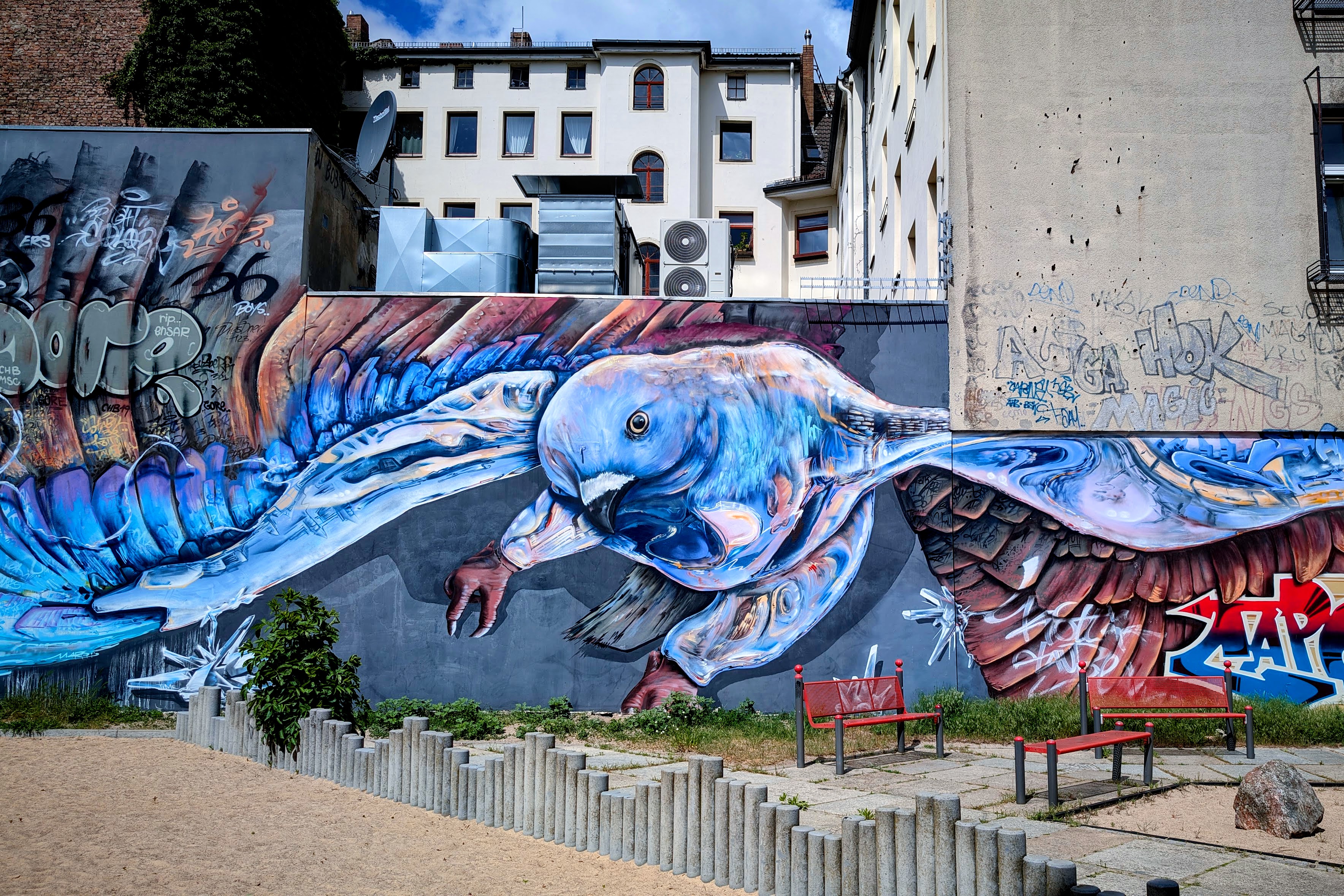 From the 80s Into the Future by KOTTITAUBE - Street Art Cities