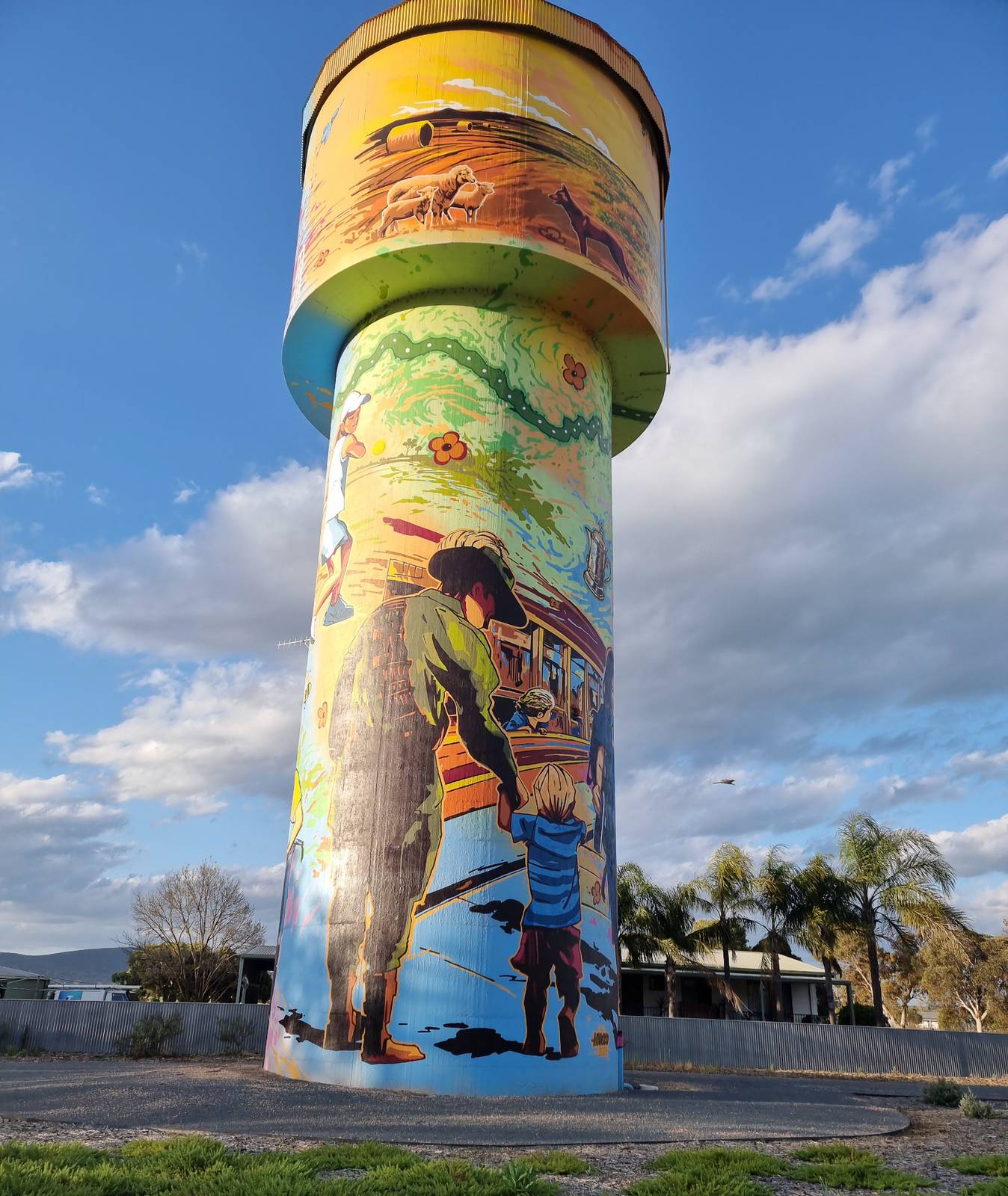 Heesco&mdash;Yerong Creek Water Tower