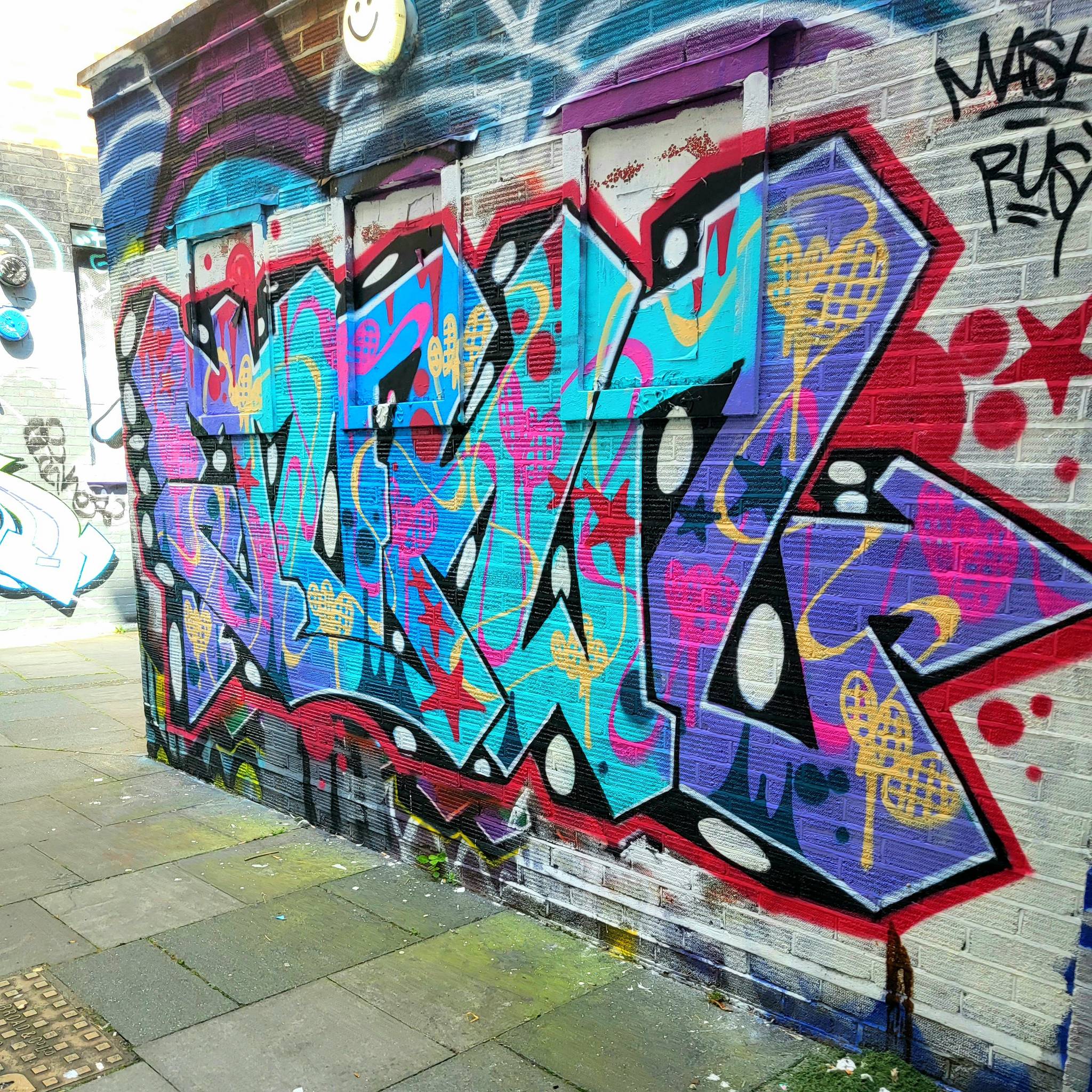 Fark, Roo Abrook, Kloth, NZIE, Sarnie, Nova, South Soak, Berk MLC, Pogo, Mistersamo, RoosArt&mdash;Southsea Ghetto (various artists)