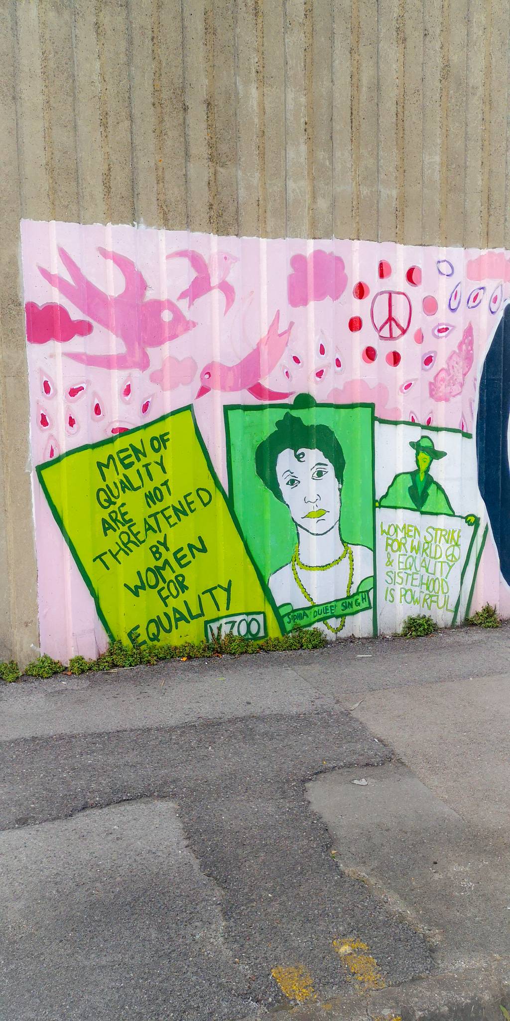 GirlsOnTopCrew&mdash;We Go On