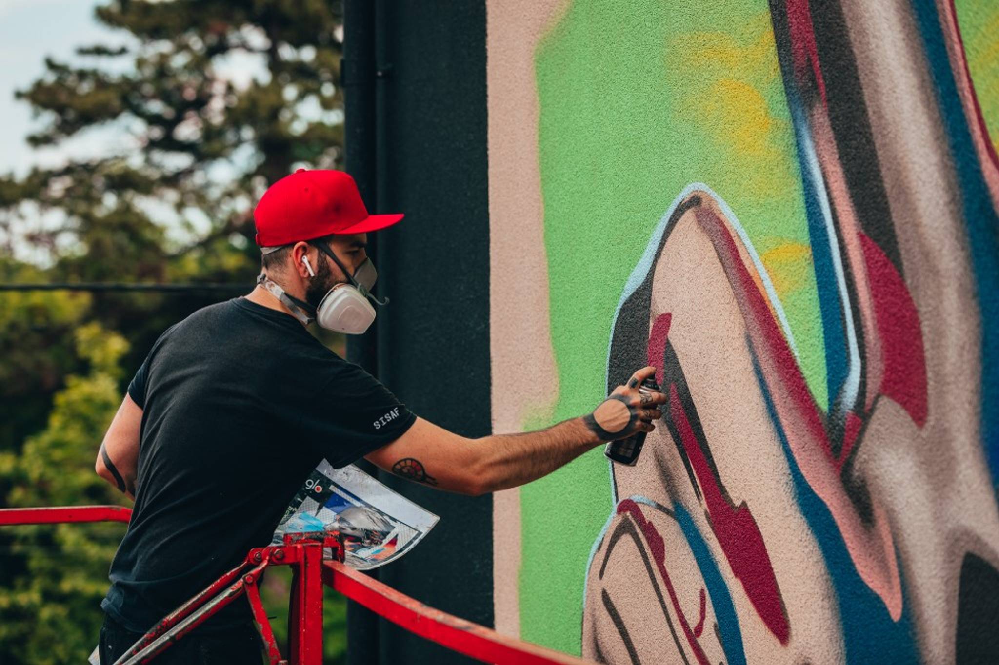OutlineStreetArt , Pandele&mdash;Life on the Internet
