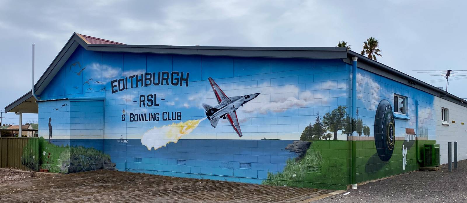 Dylan Butler, Kyle Armstrong&mdash;Edithburgh RSL & Bowling Club Mural