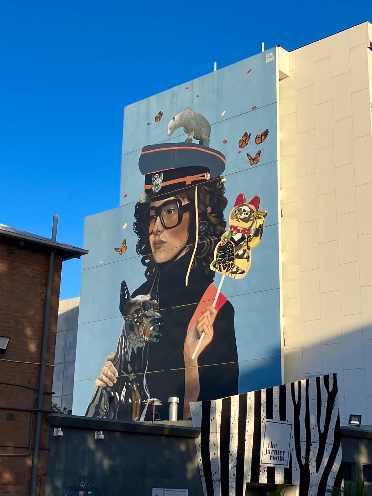 Lisa King&mdash;Alexandrina - Stand at Ease