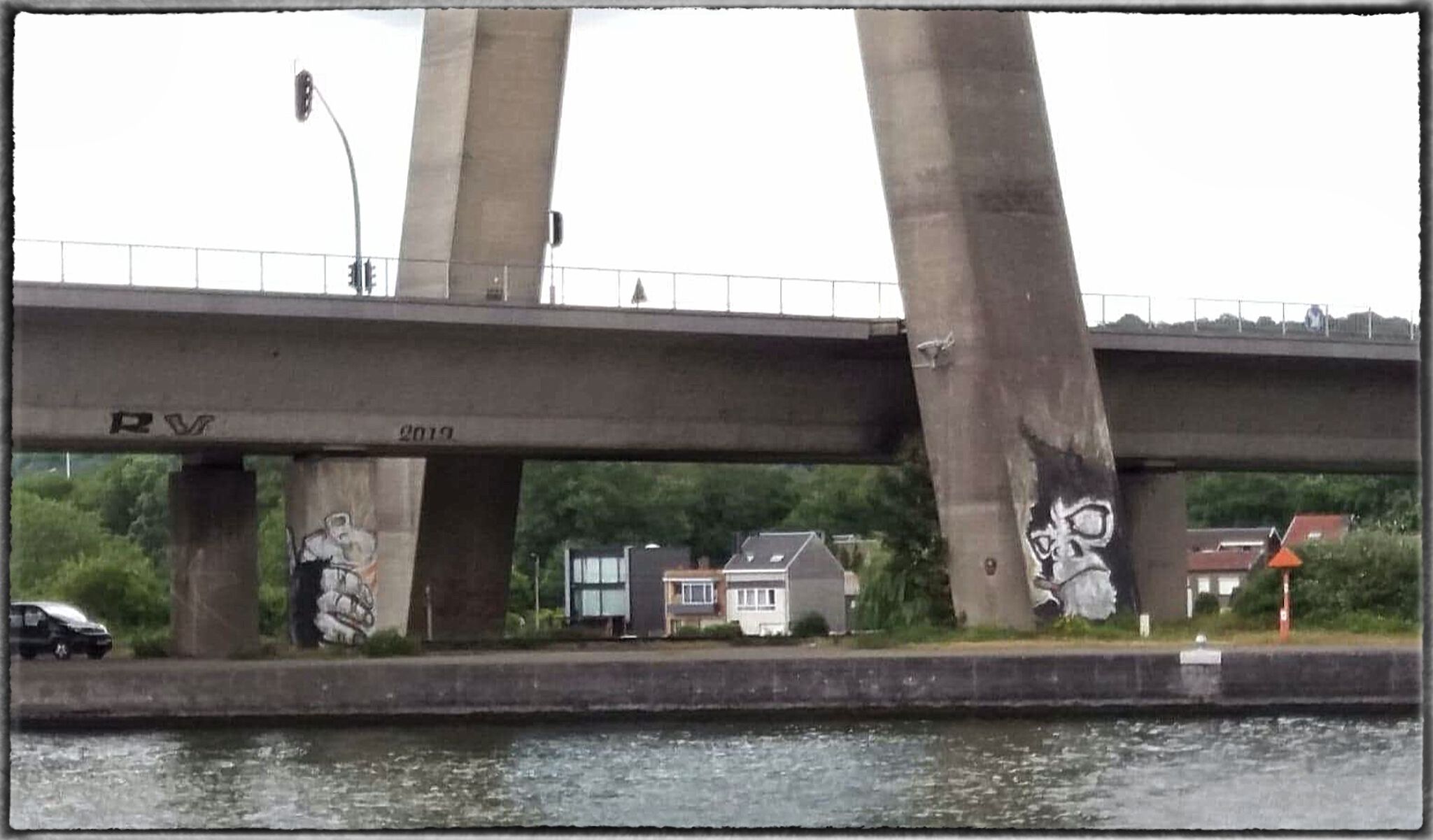 Unknown - Liège&mdash;Le singe et la canette