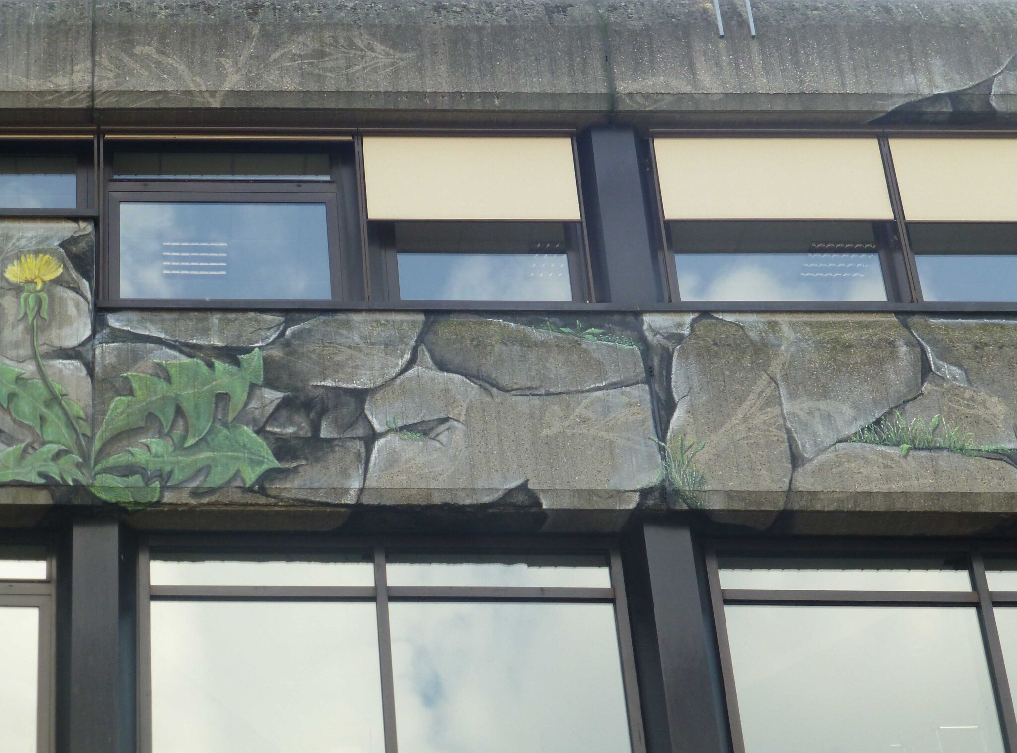 Franziska Weitzel&mdash;Crumbling Future