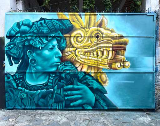 Mujer de Jade corazón de Oro