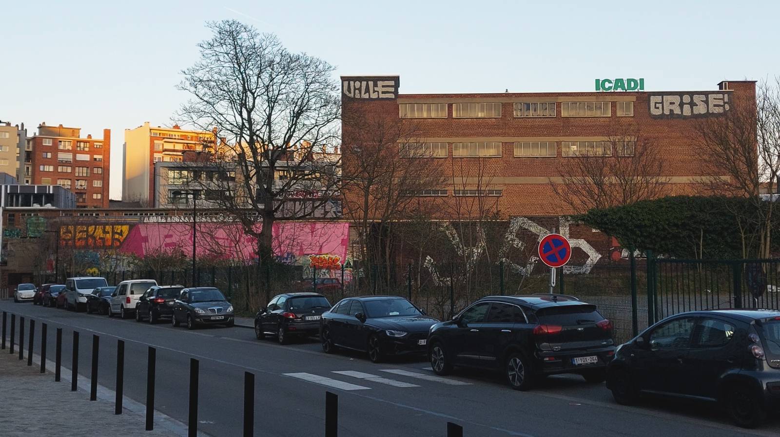 &mdash;Graffitispot Icadi