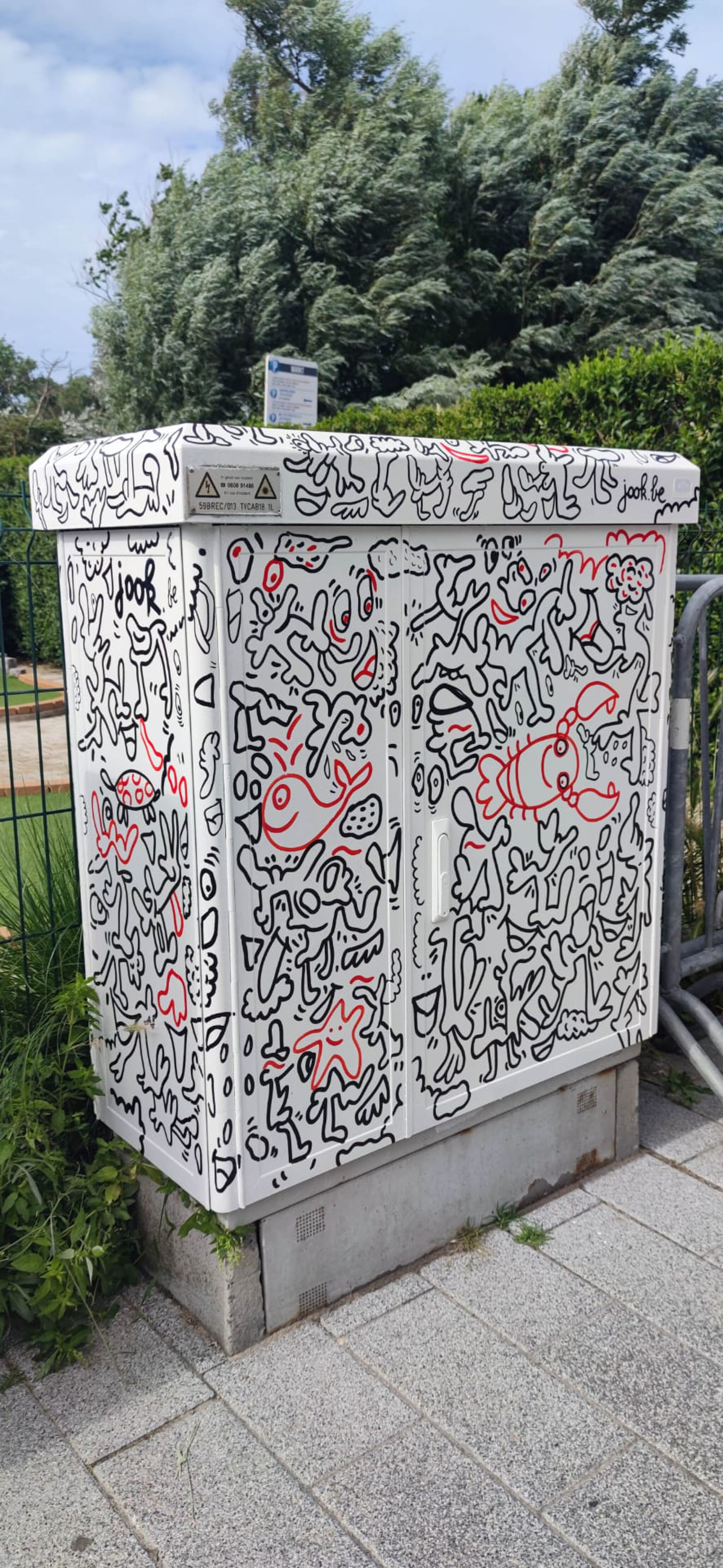 Jook Doodle Woman&mdash;Tour Elentrik - De koraalriffen