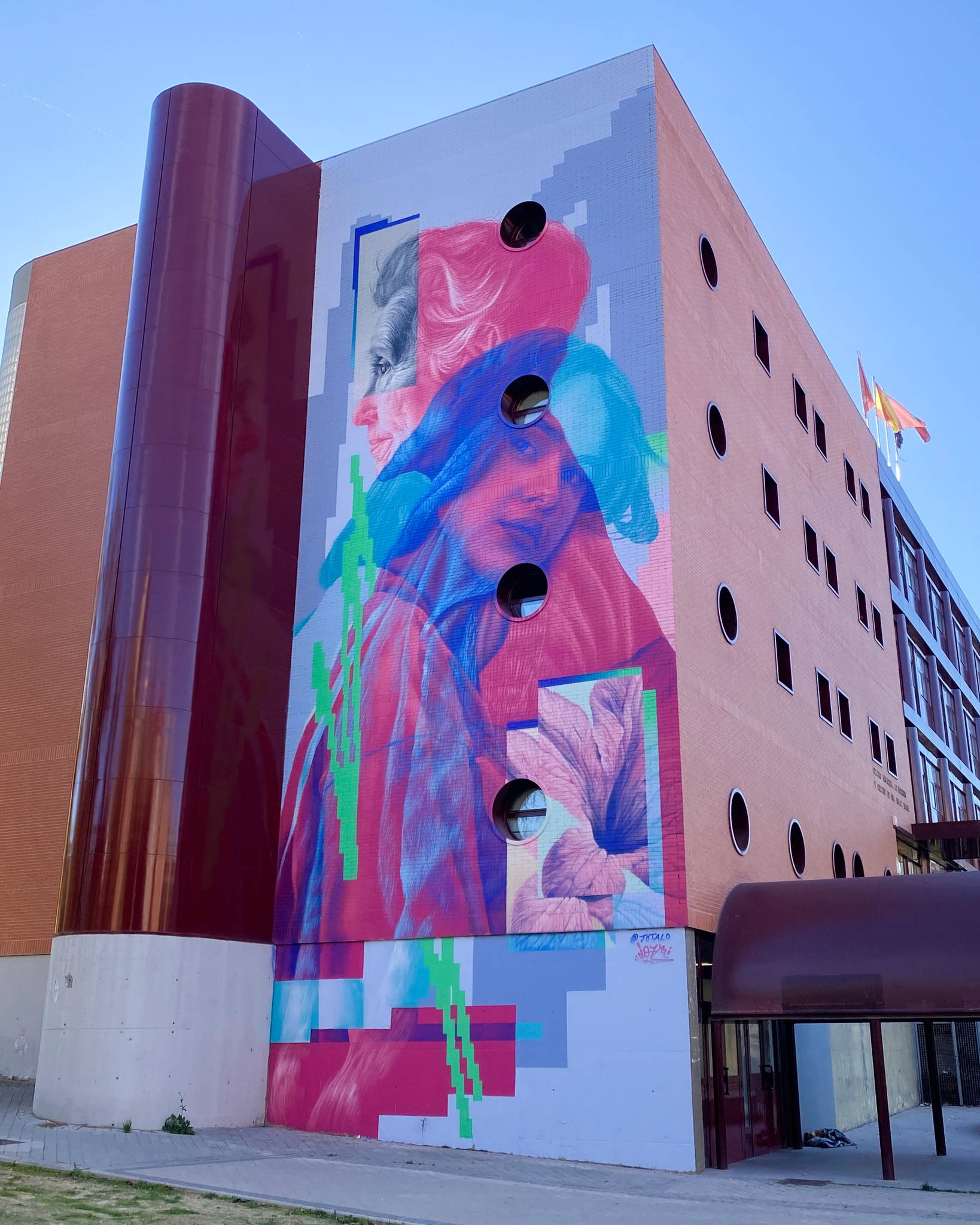 JOTALO&mdash;El abrazo