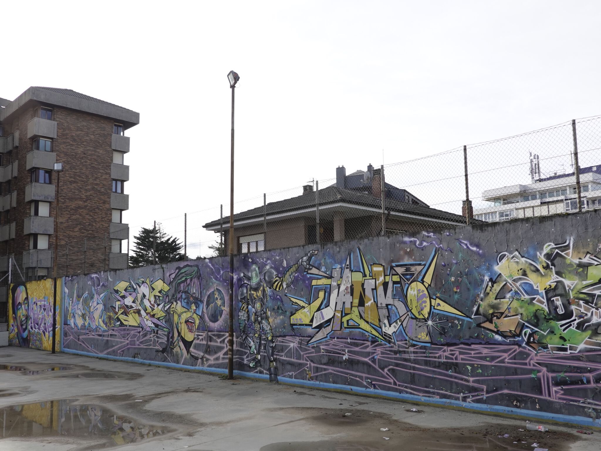 Jay Kaes, Rm crew&mdash;Not known - Desconocido