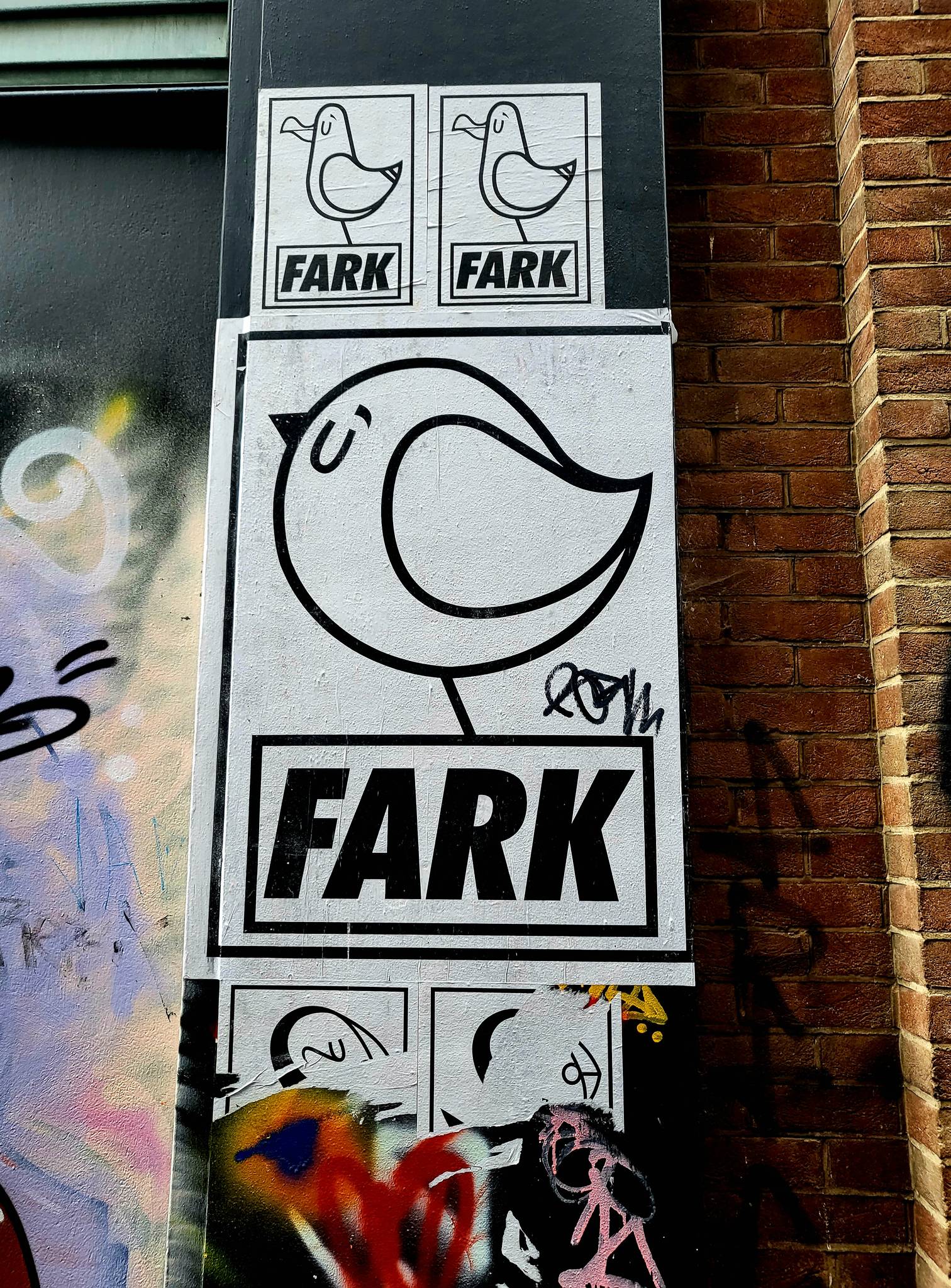 Fark, Roo Abrook, Kloth, NZIE, Sarnie, Nova, South Soak, Berk MLC, Pogo, Mistersamo, RoosArt&mdash;Southsea Ghetto (various artists)