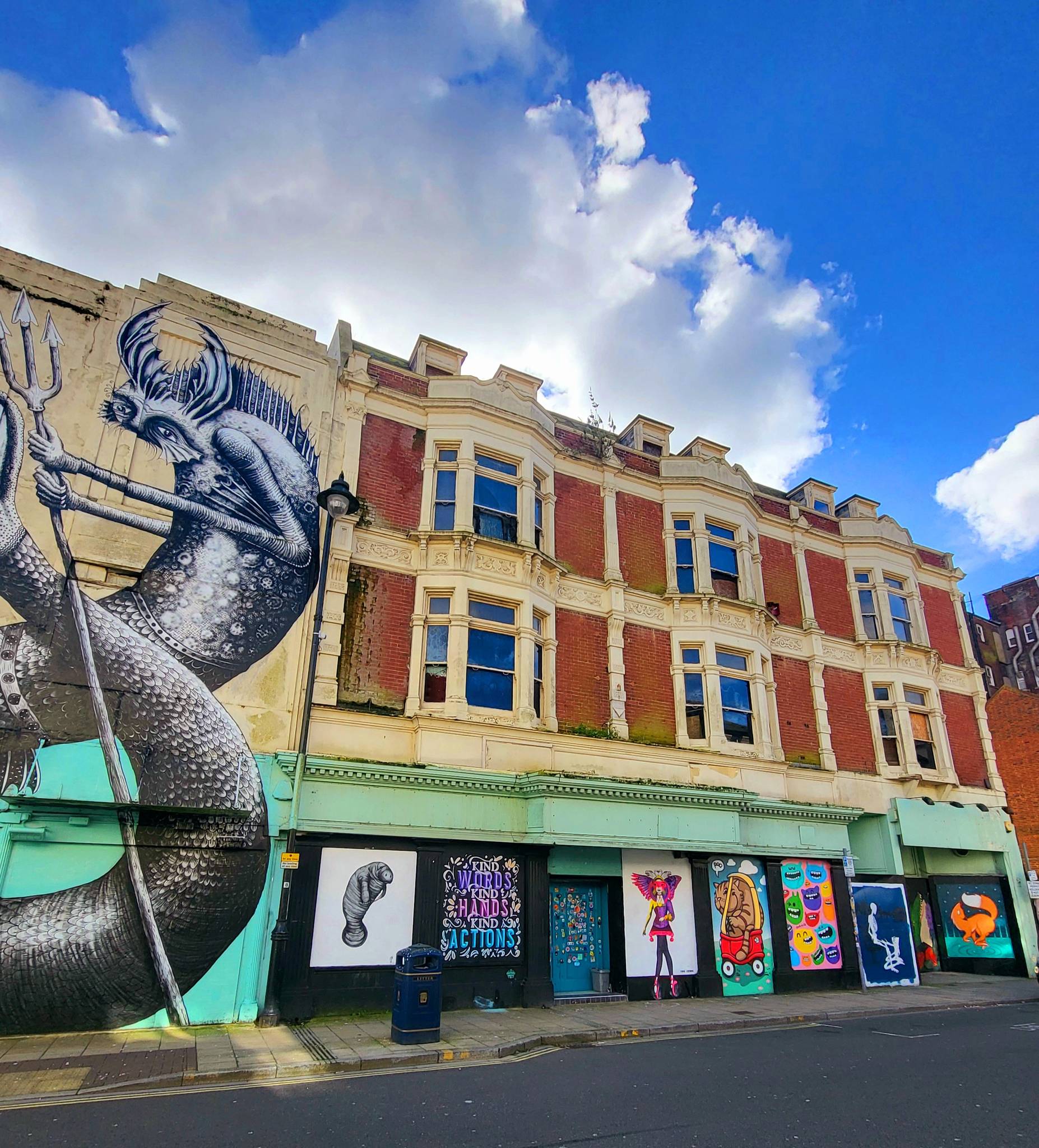 rooabrook, Koe1, Ketones6000, thisismidge, NZIE, Gary Stranger, pogo, RoosArt&mdash;Osborne Road Street Art Gallery