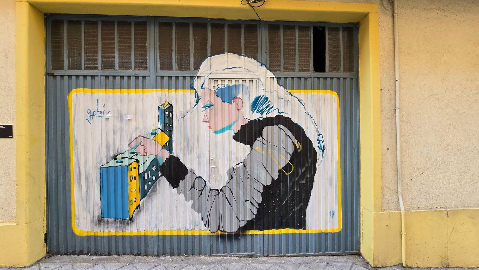 Roberto Carretero&mdash;Baja el volumen de la ciudad