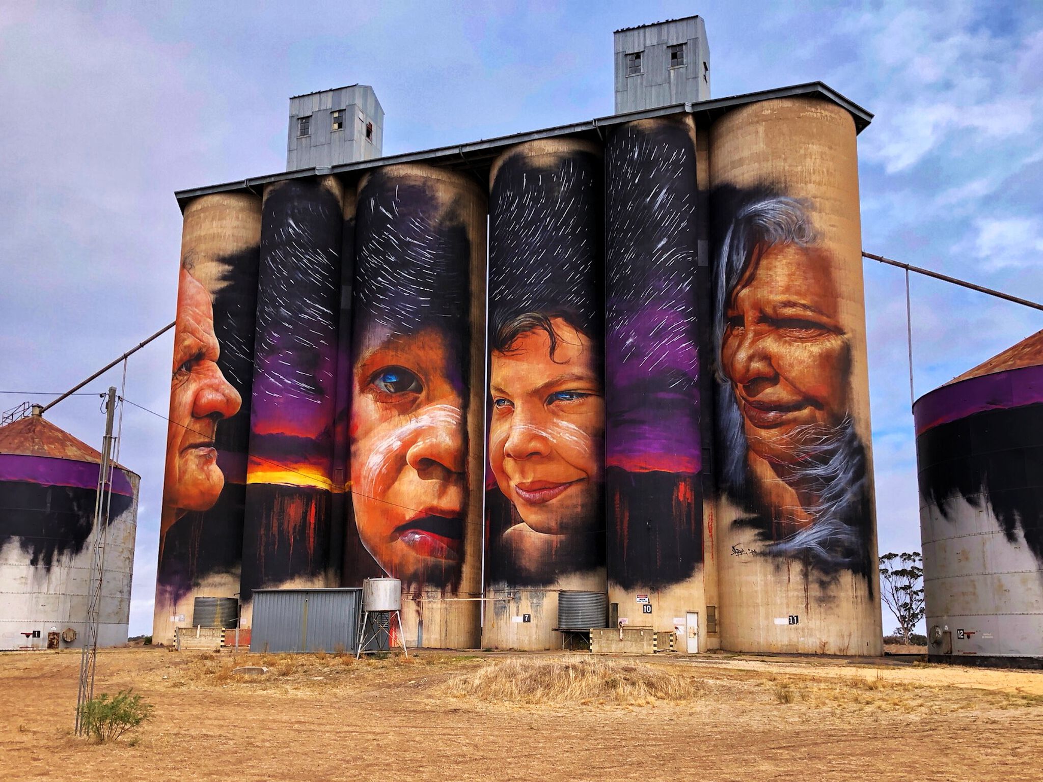Adnate&mdash;Sheep Hills Silo