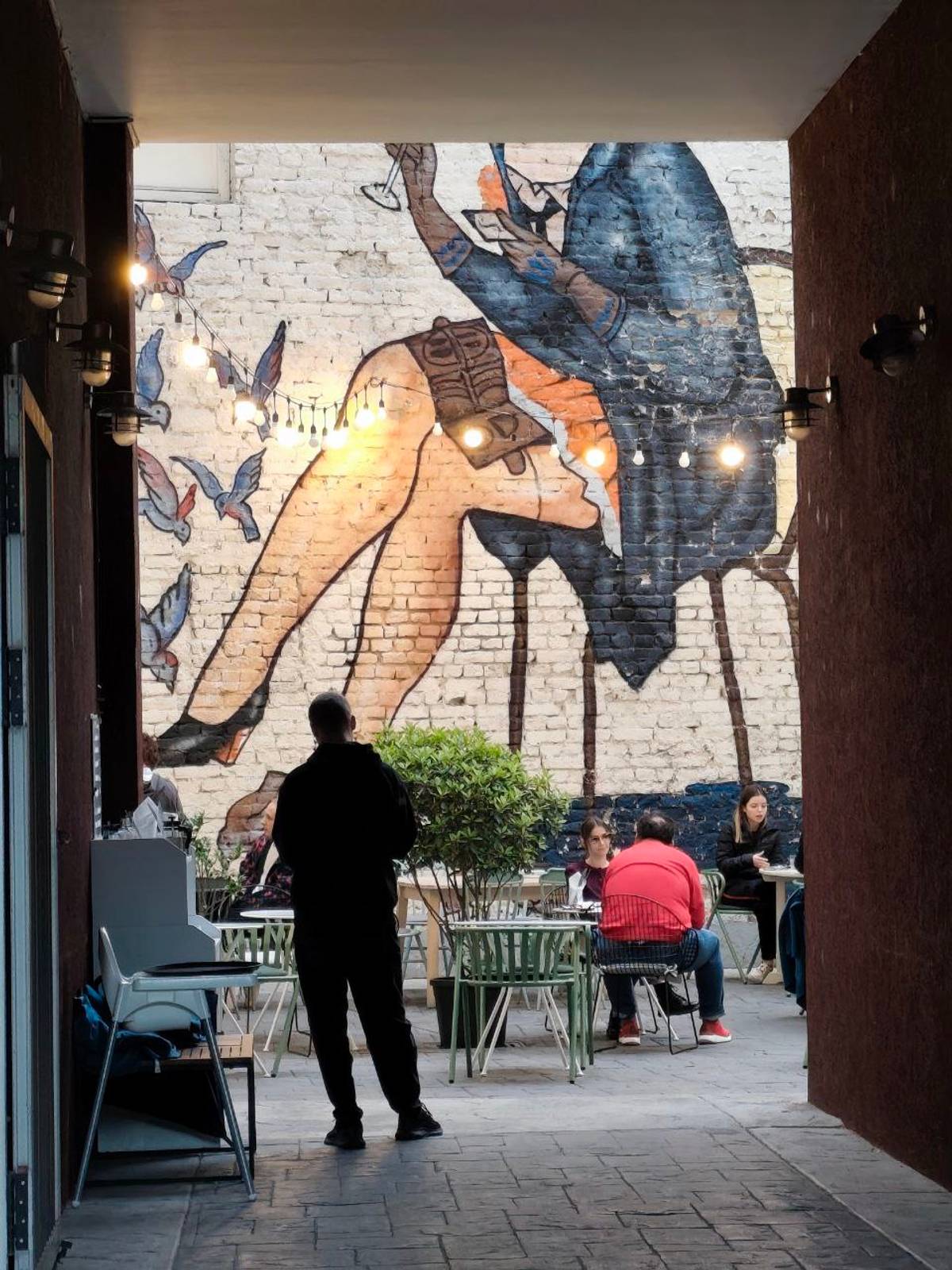 Kolosov Mural Studio&mdash;Courtyard cafe