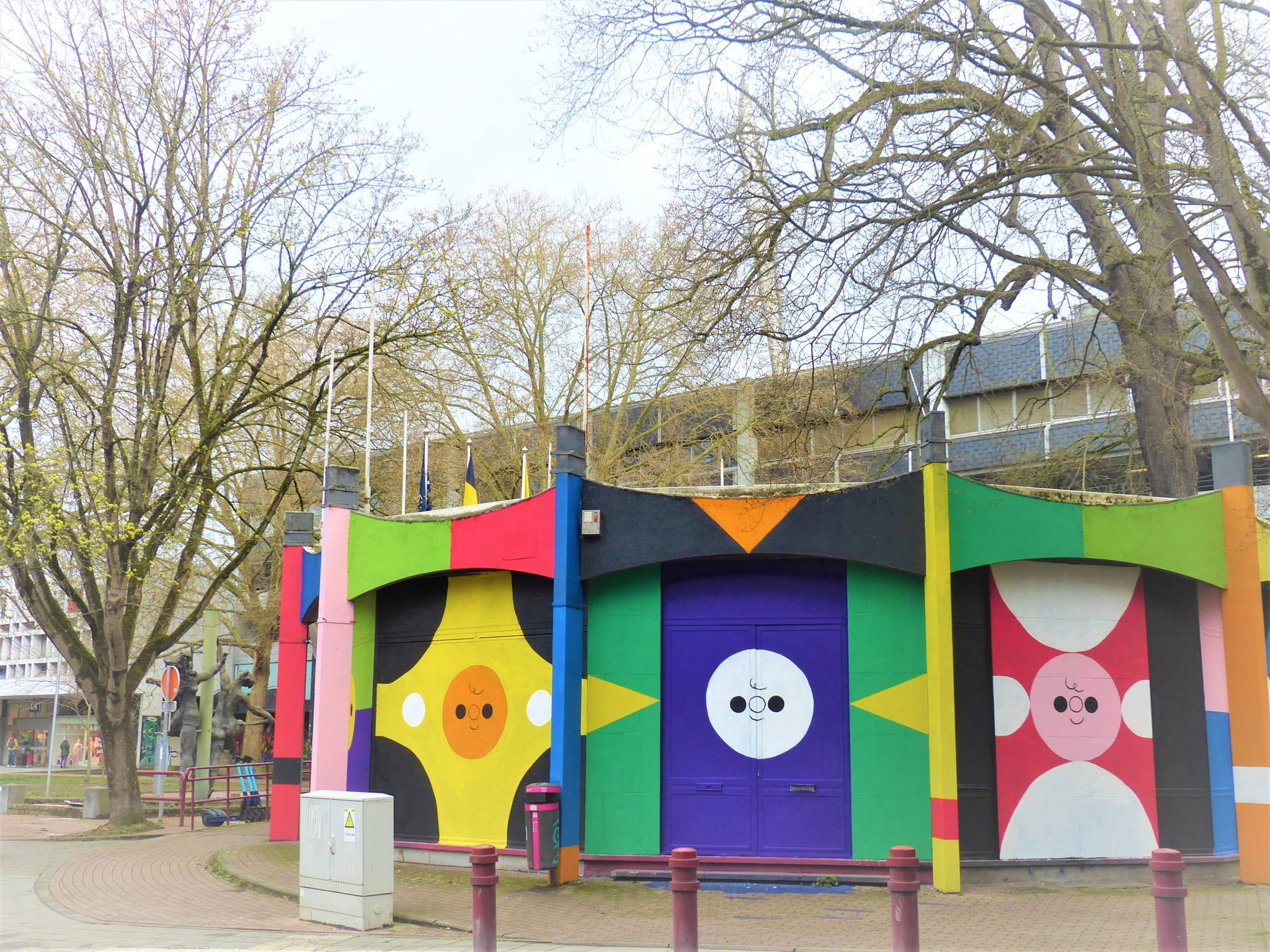 Marion Demeulenaere&mdash;Le Mur (fresque éphémère)
