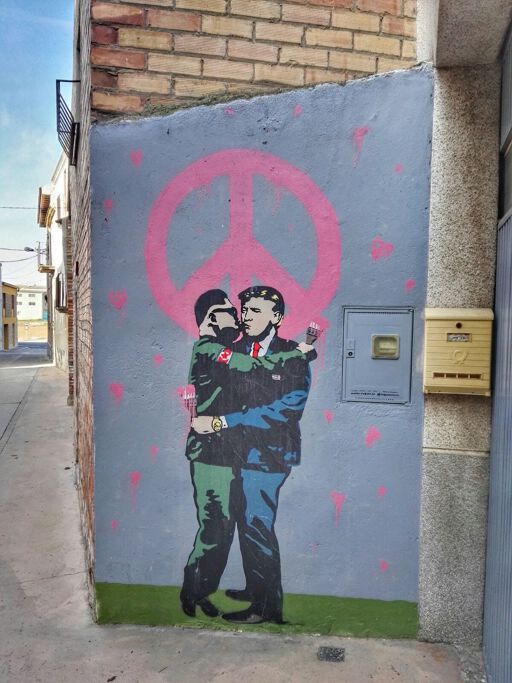Make art not war