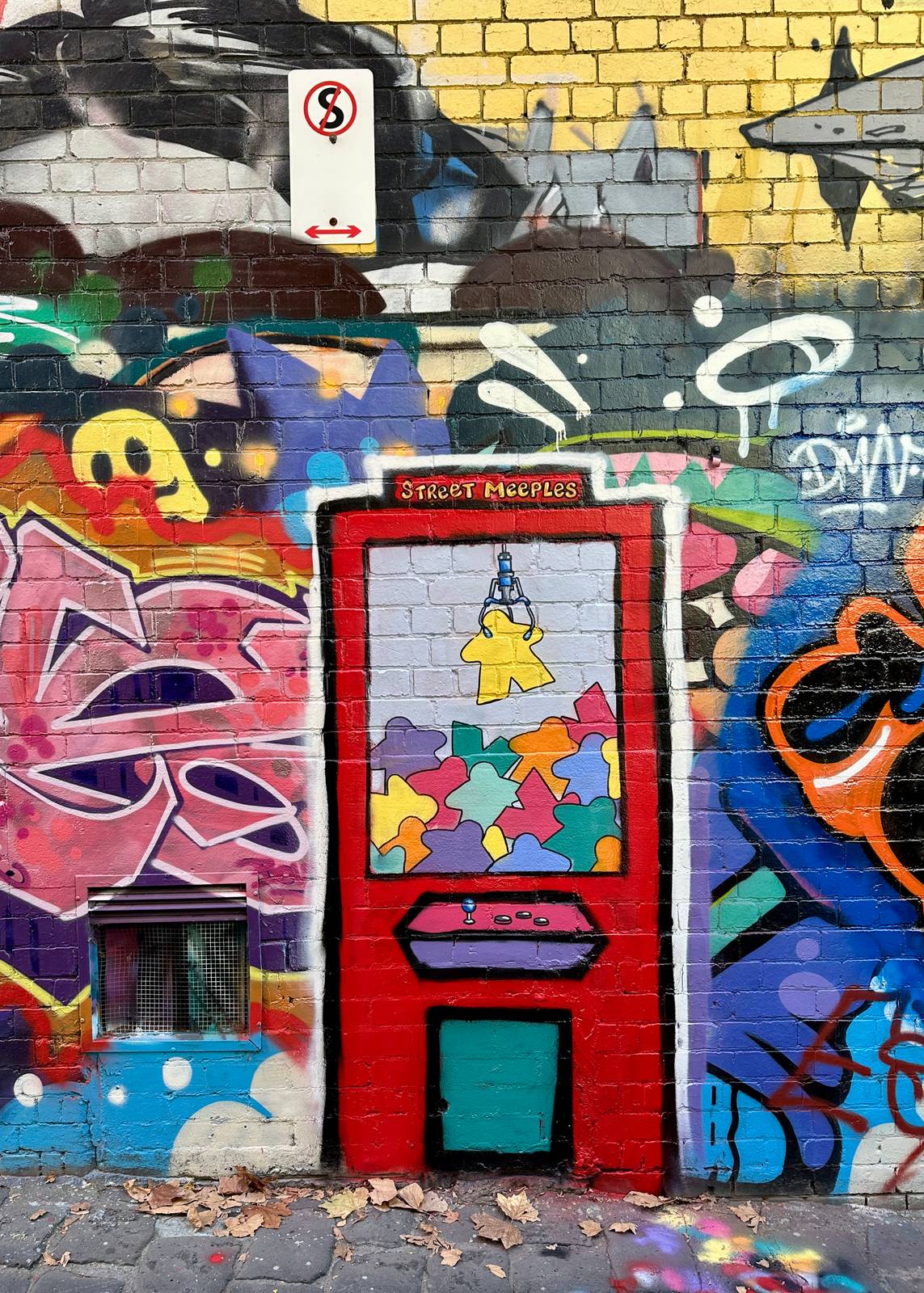 Street Meeples&mdash;The Claw