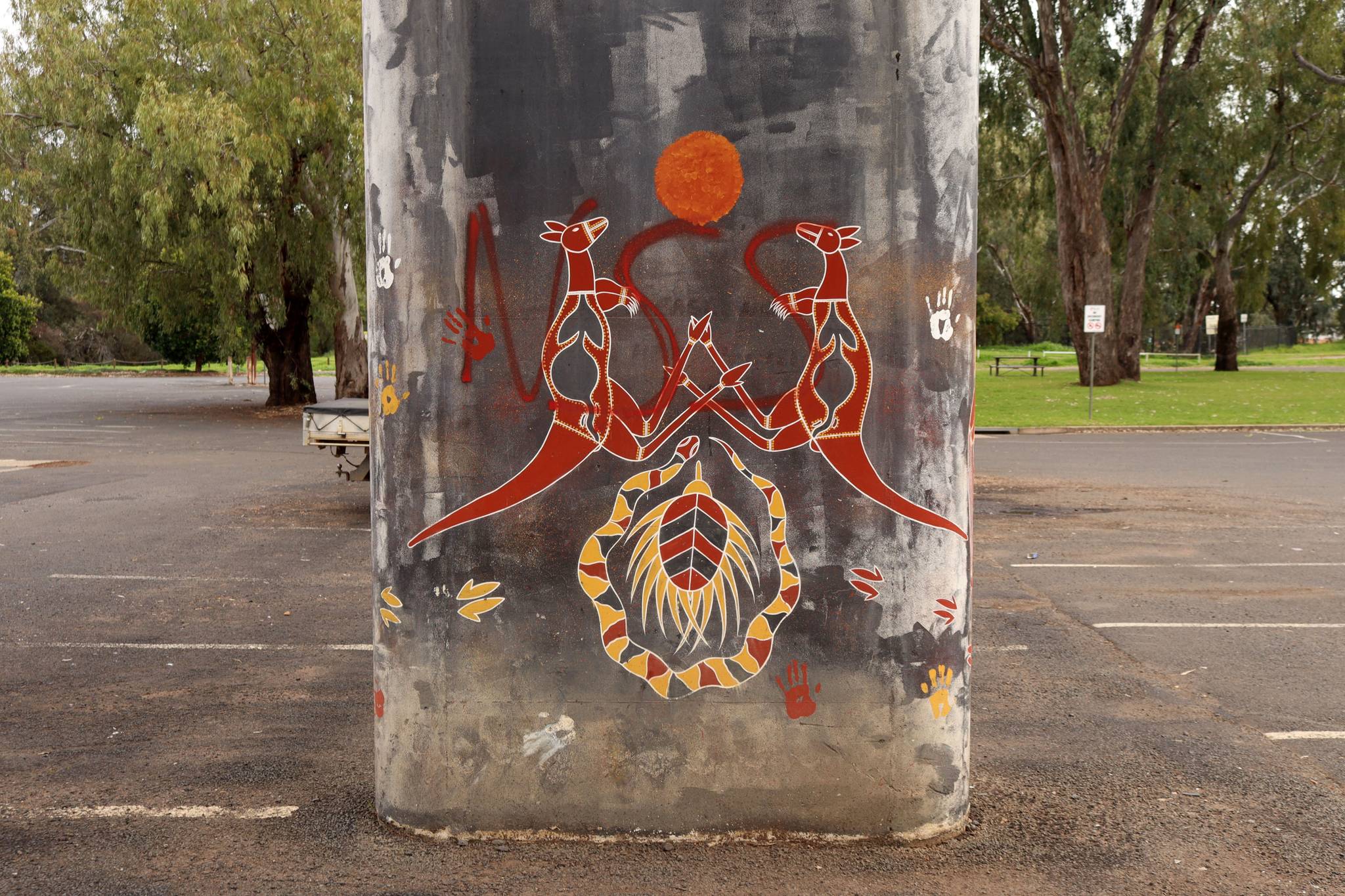 &mdash;Dubbo Library Pylons