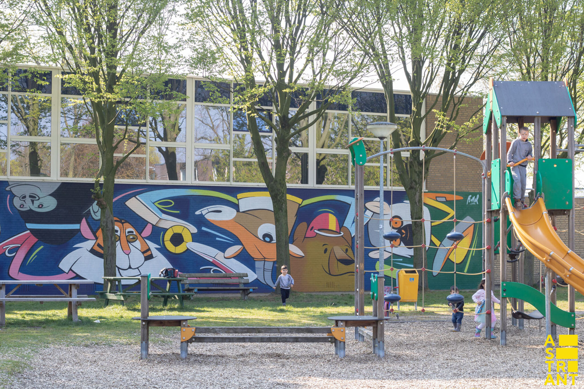 Danny Rumbl&mdash;Speeltuin 'de Drie Esssen'