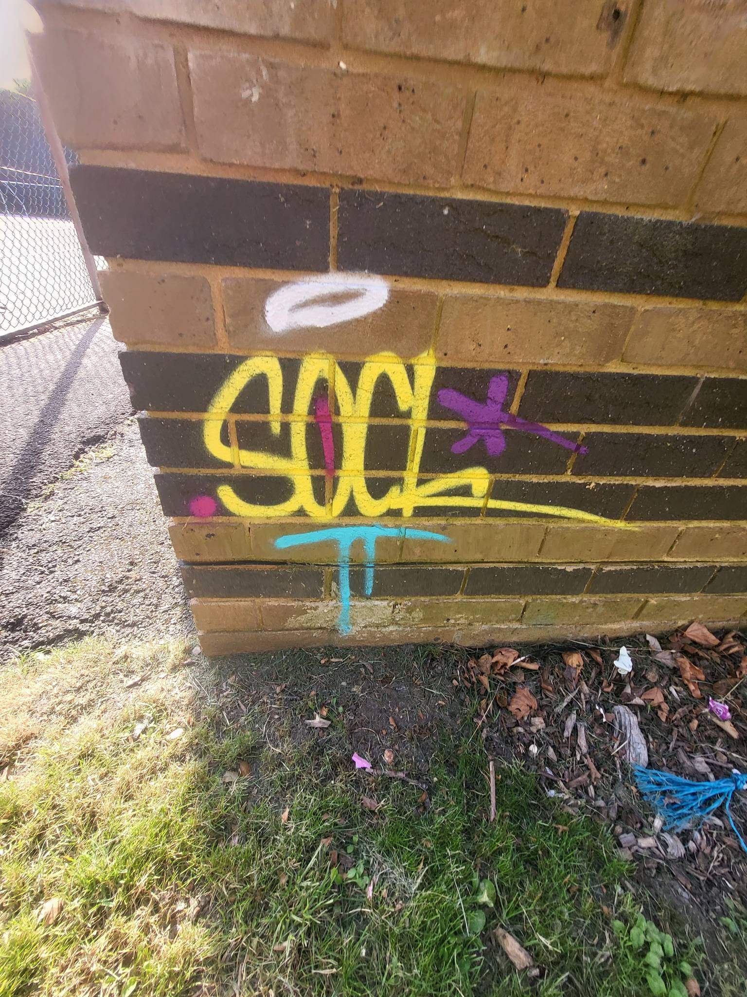 Nol, Mark Kellett Art, Curtis Creations, VaneMG, South Soak, Various Artists&mdash;Unamed - Central Street