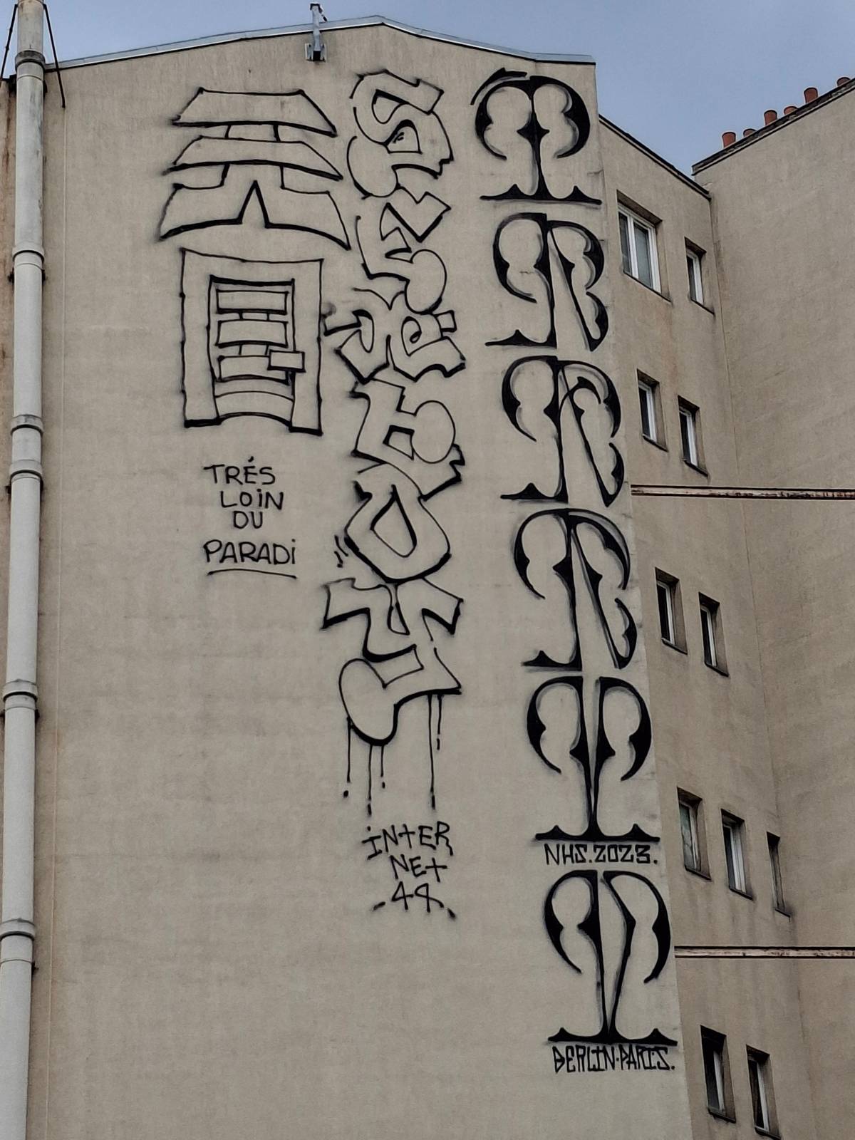 Unknown - Paris&mdash;Tribute to NHS