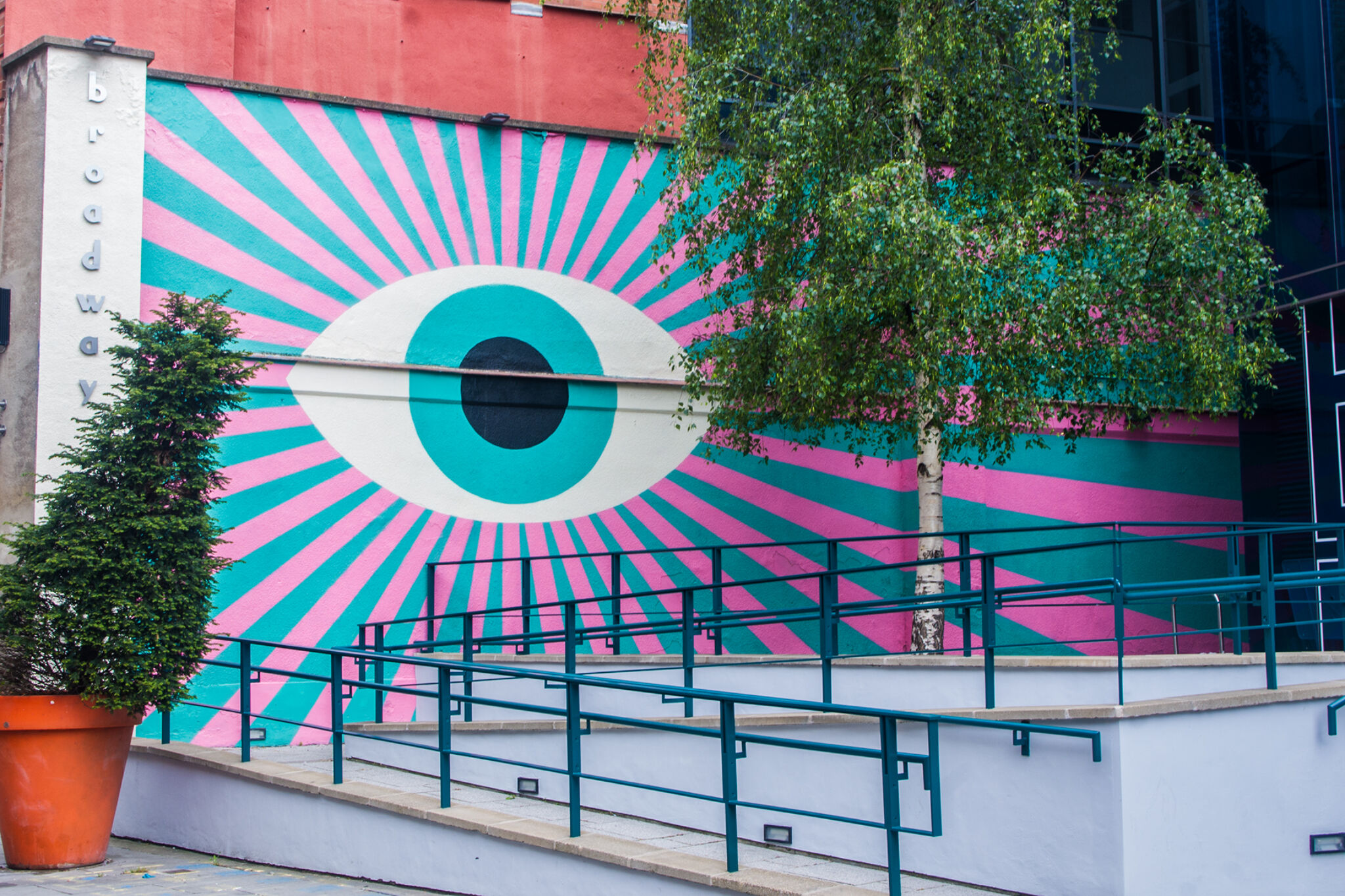Kid30, Kaption One, waste studio&mdash;Broadway Eye