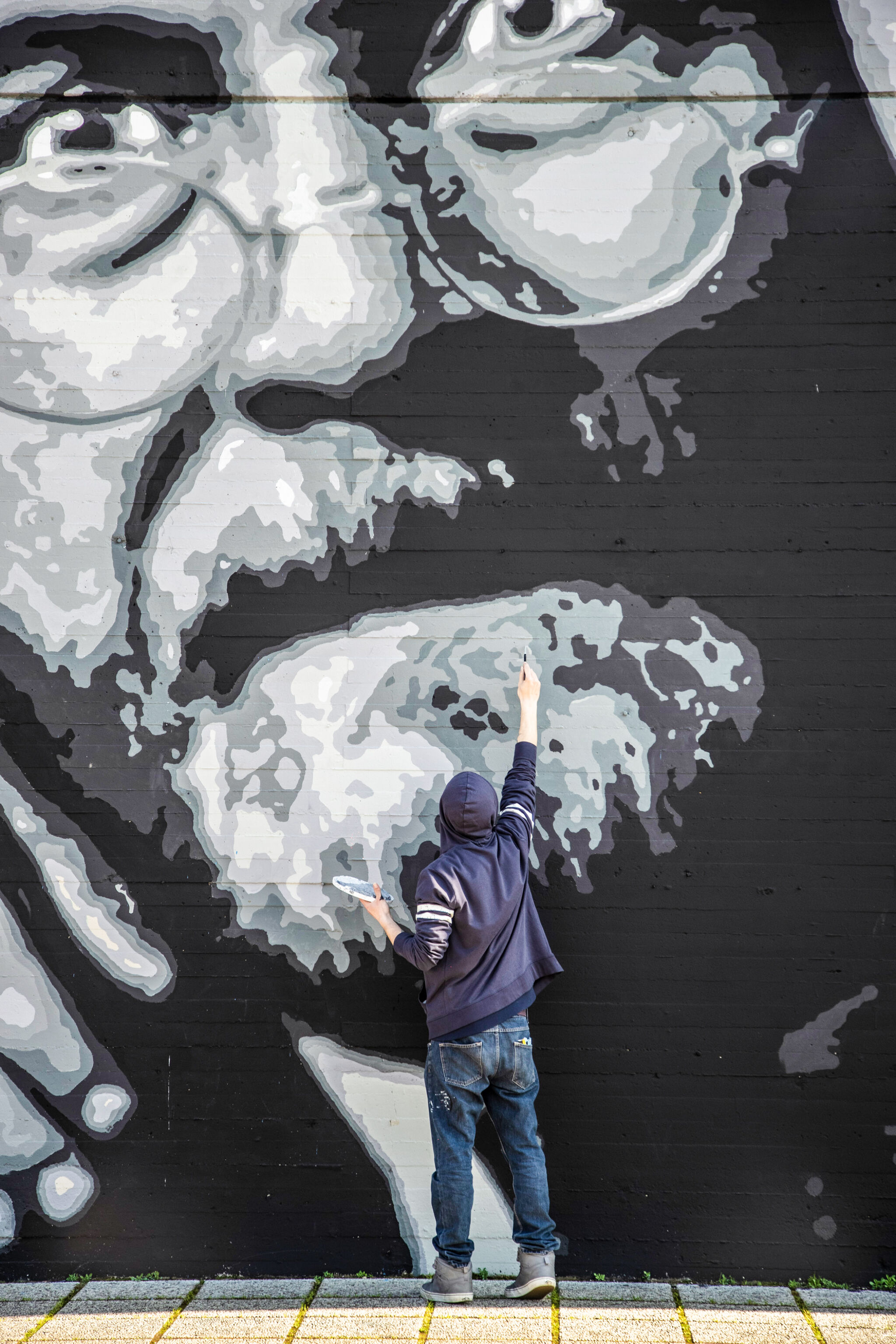 ache77&mdash;The Legacy