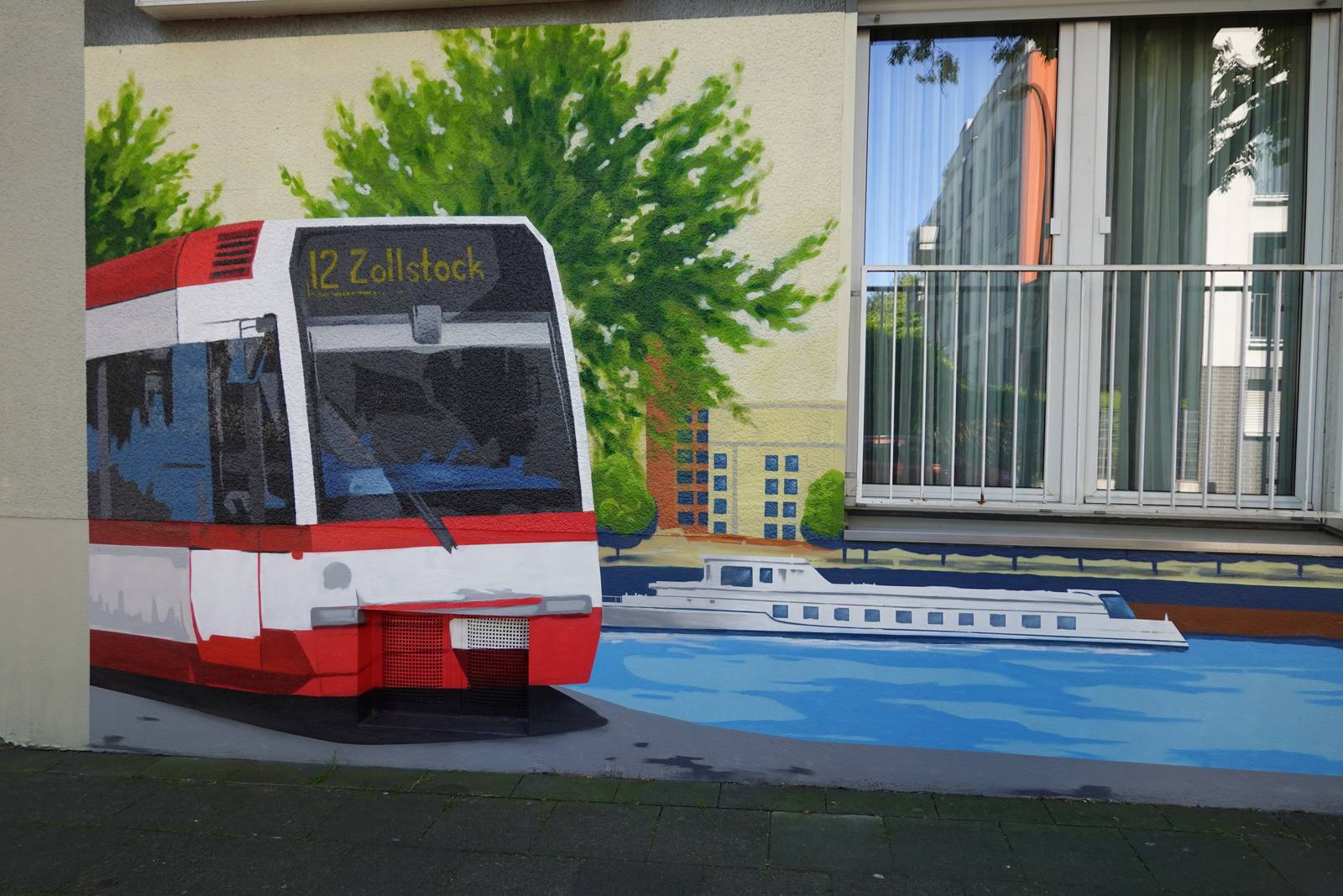highlightz&mdash;Linie 12 & Altstadt Panorama