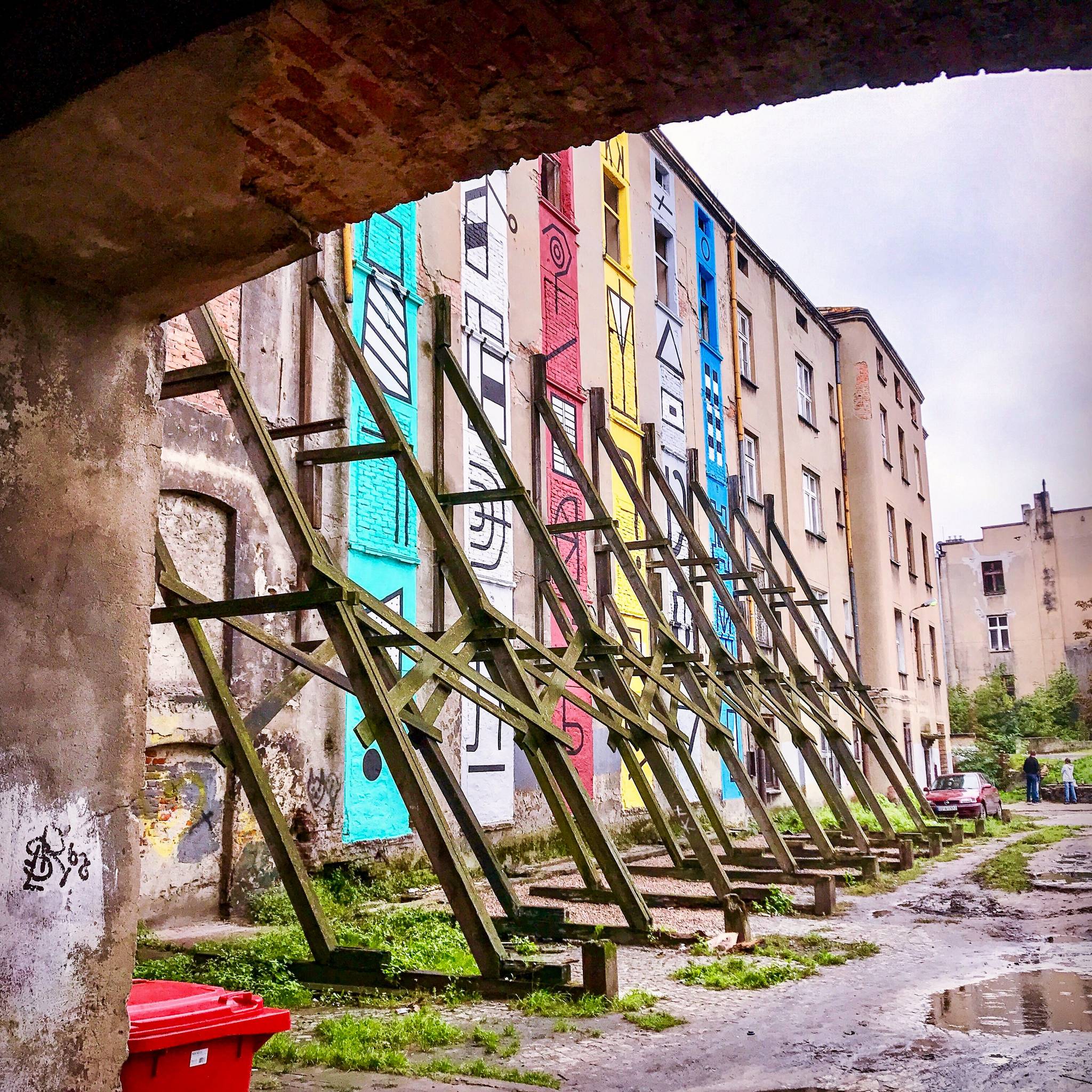 Kasia Breska&mdash;Totems of Łódź