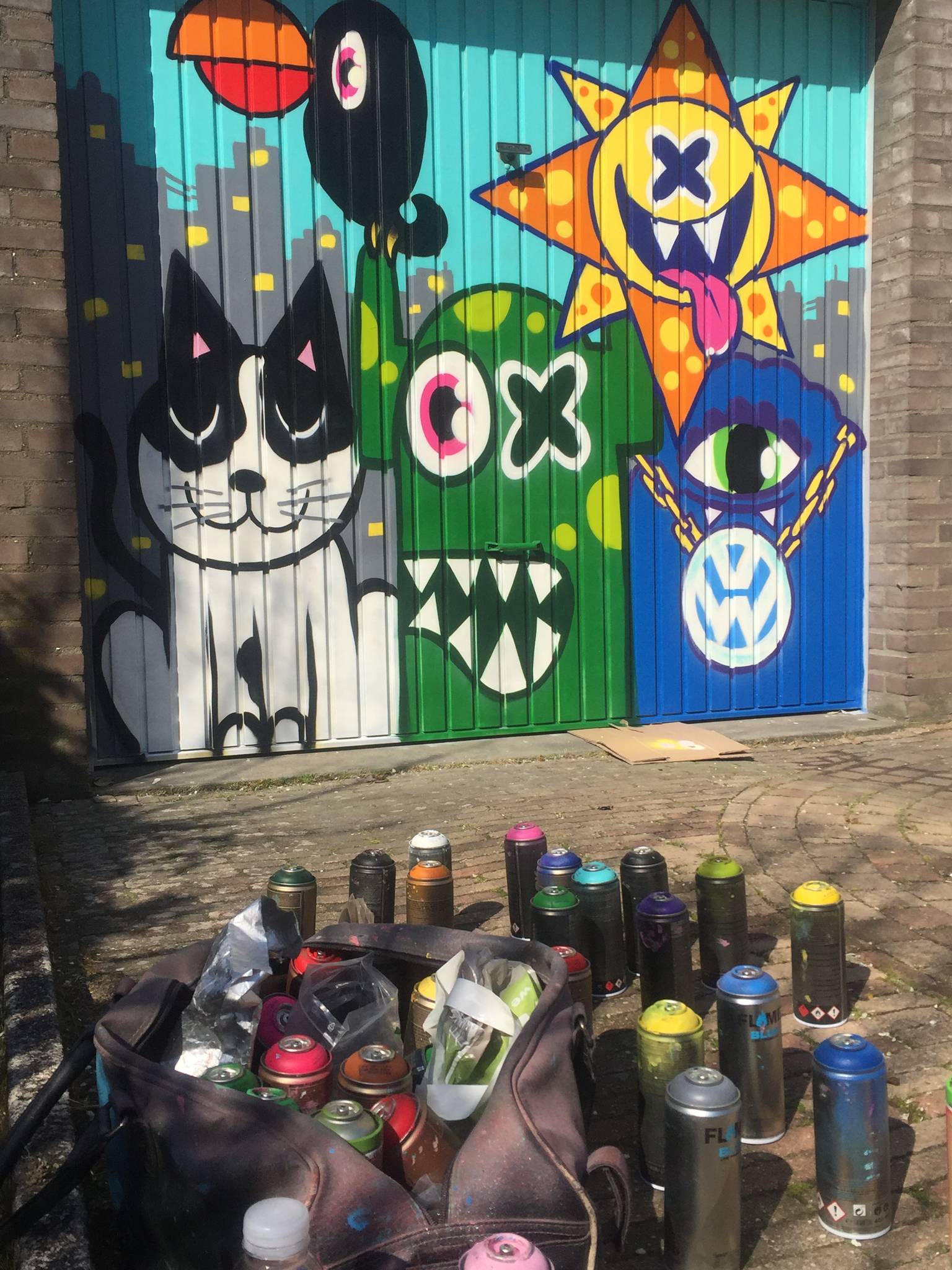 Ox Alien&mdash;Oxalien garagedoor