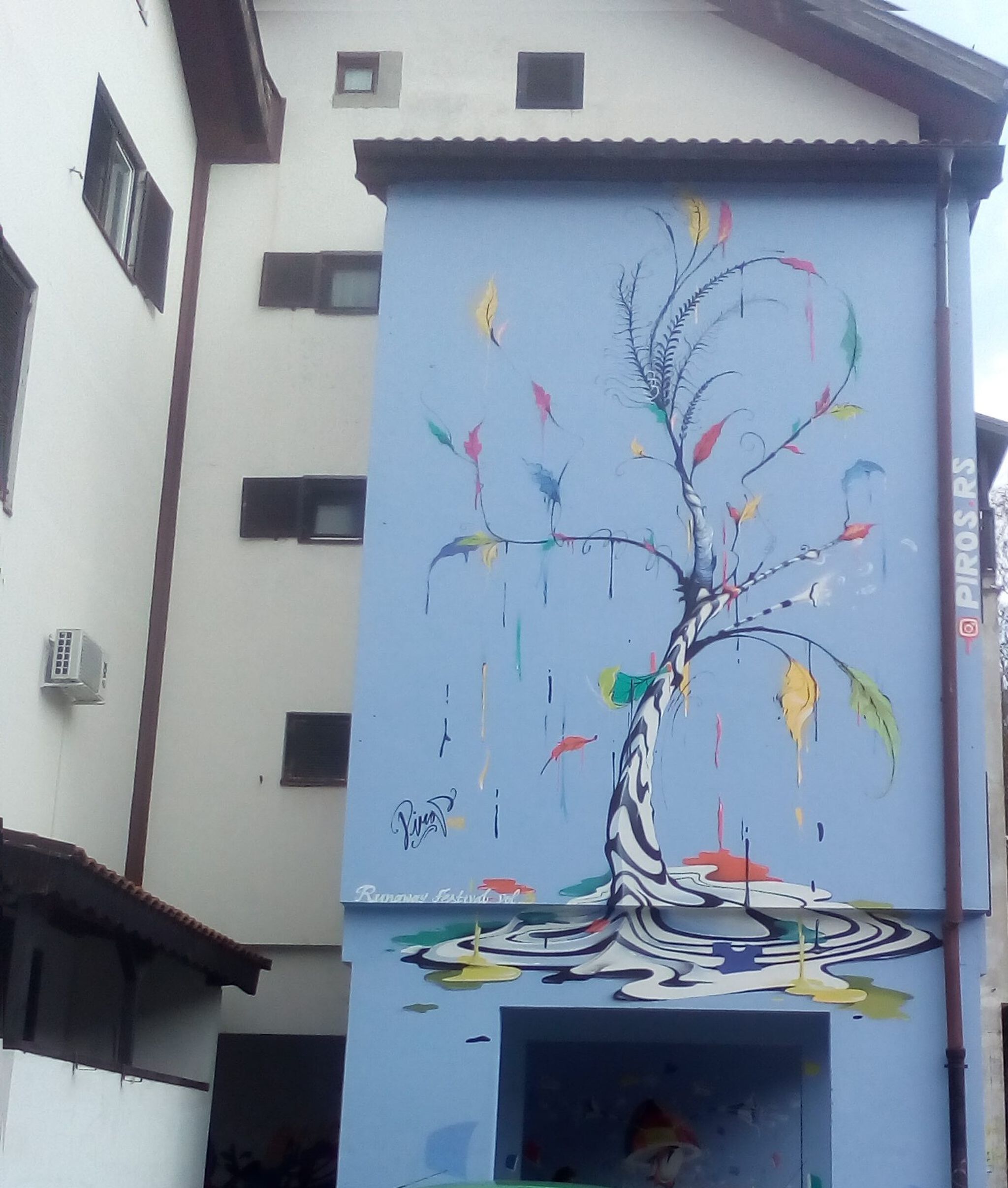 Piros&mdash;Wishing tree