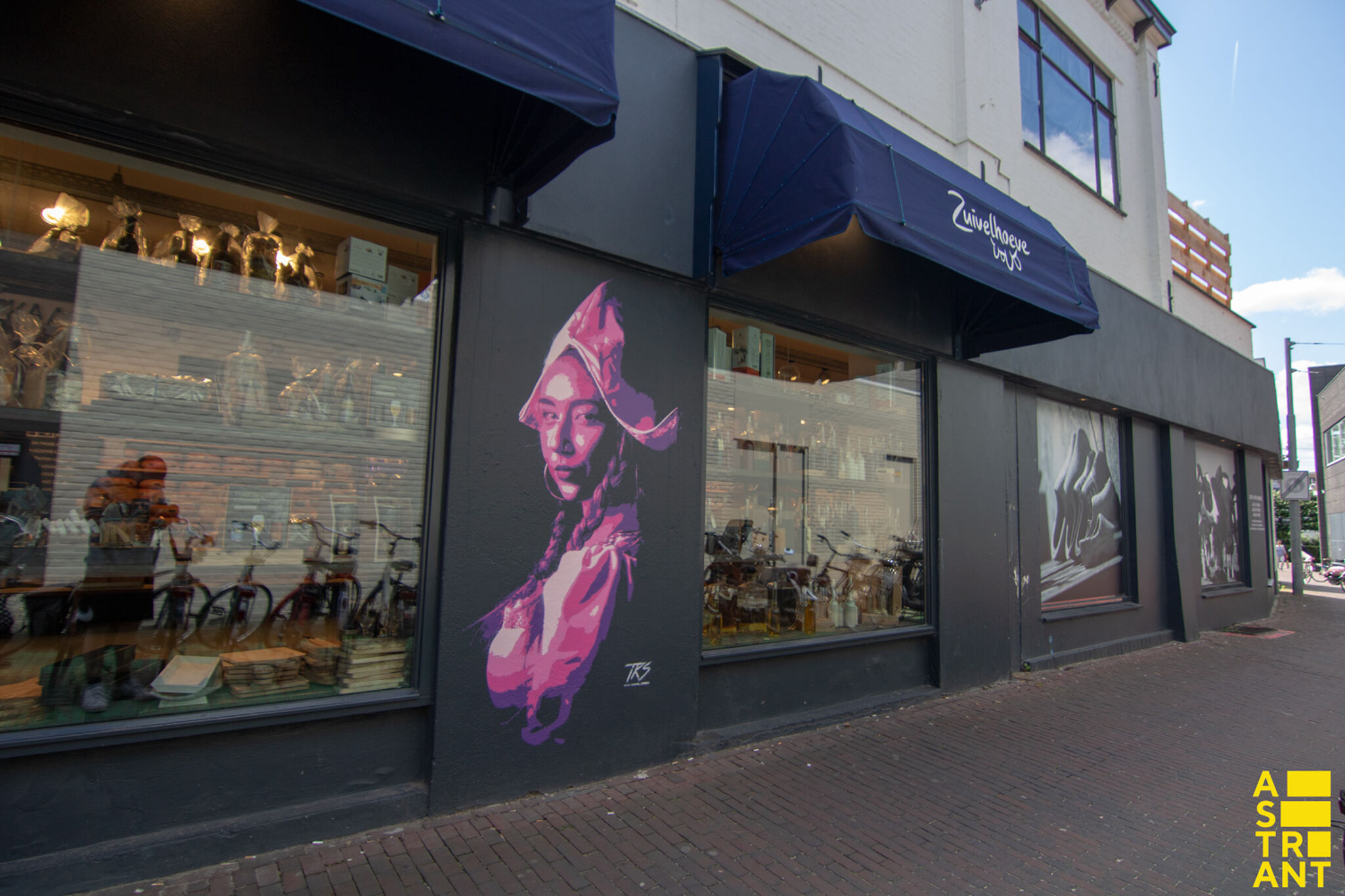 Trendkill Stencils&mdash;Zuivelhoeve - TKS