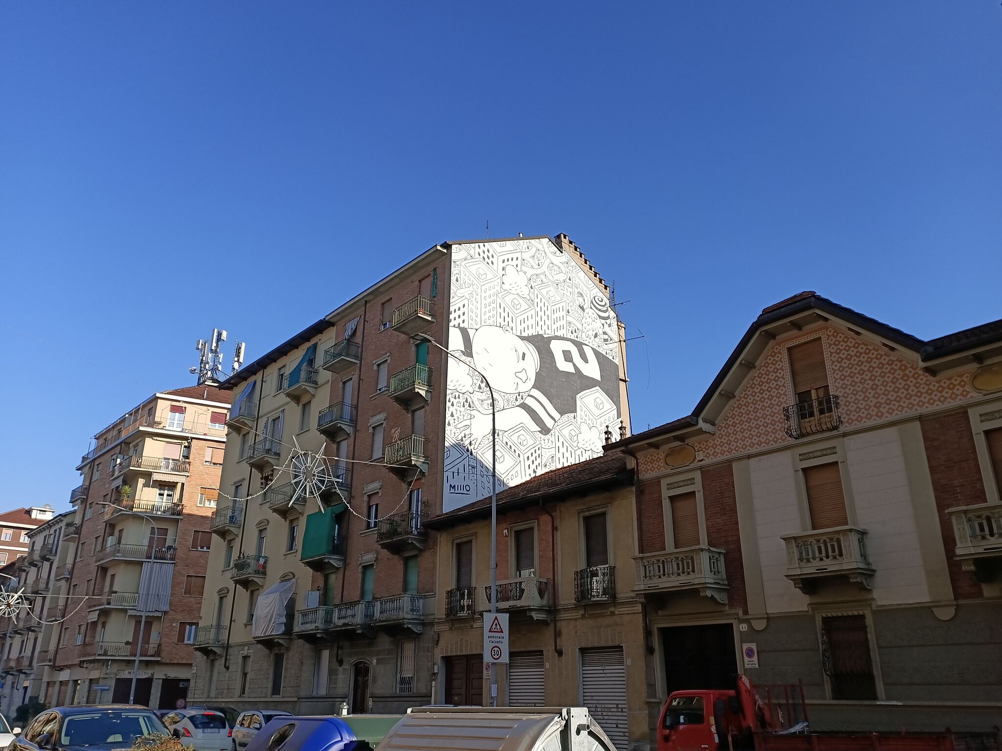 Millo&mdash;Touchdown