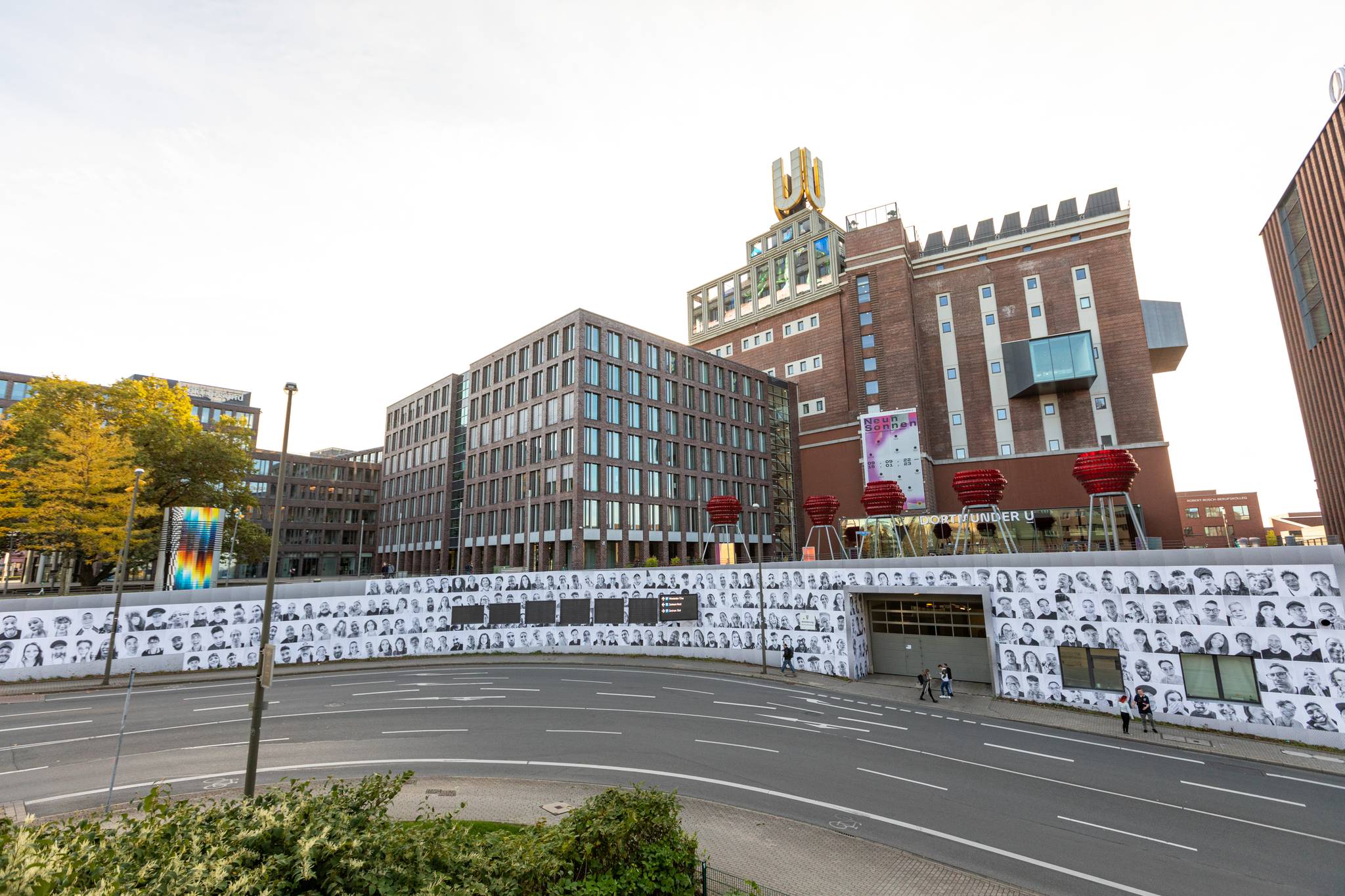 &mdash;Dortmunder U