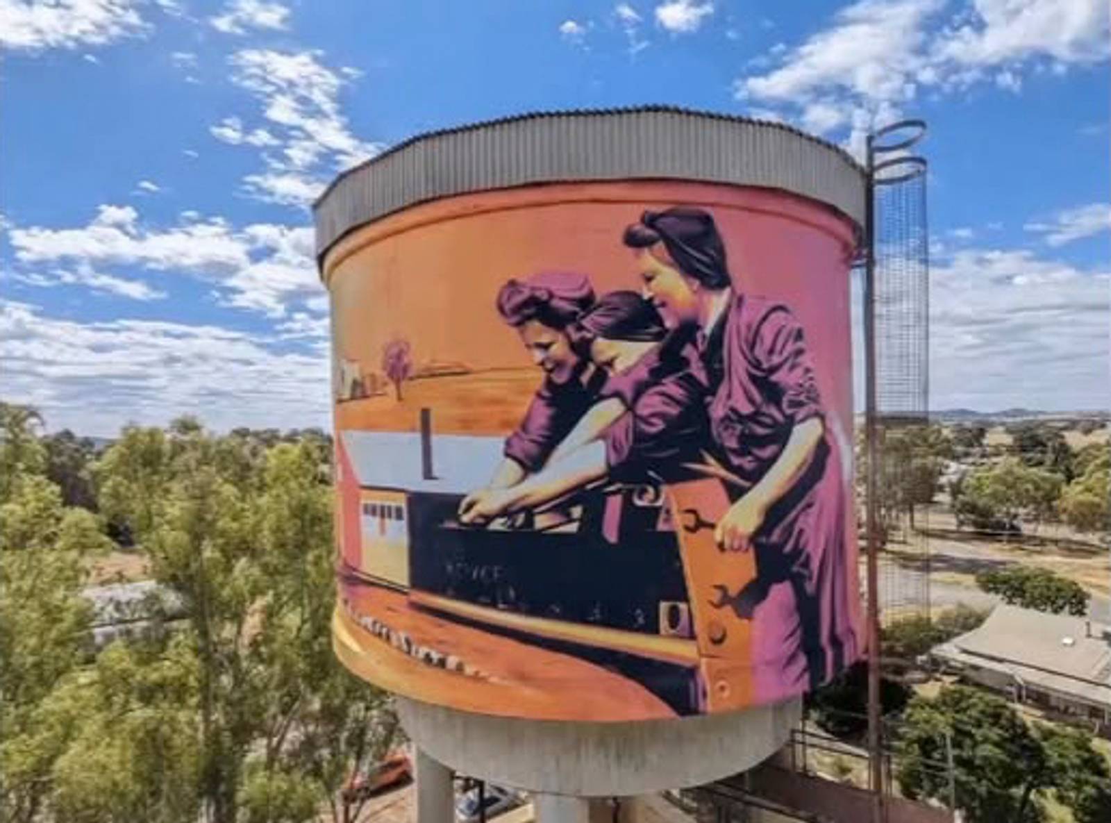 Damien_Mitchell&mdash;Uranquinty Water Tank